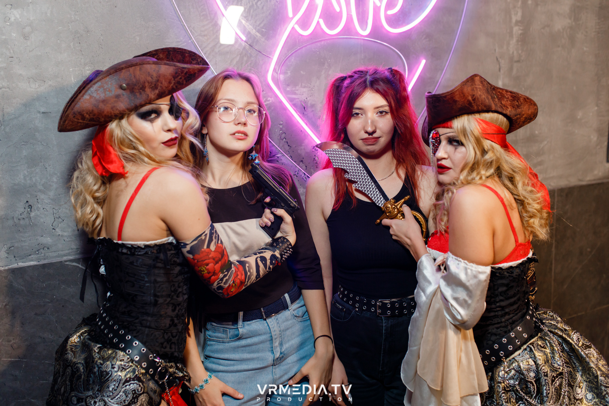 Выходные в баре «Друзья»