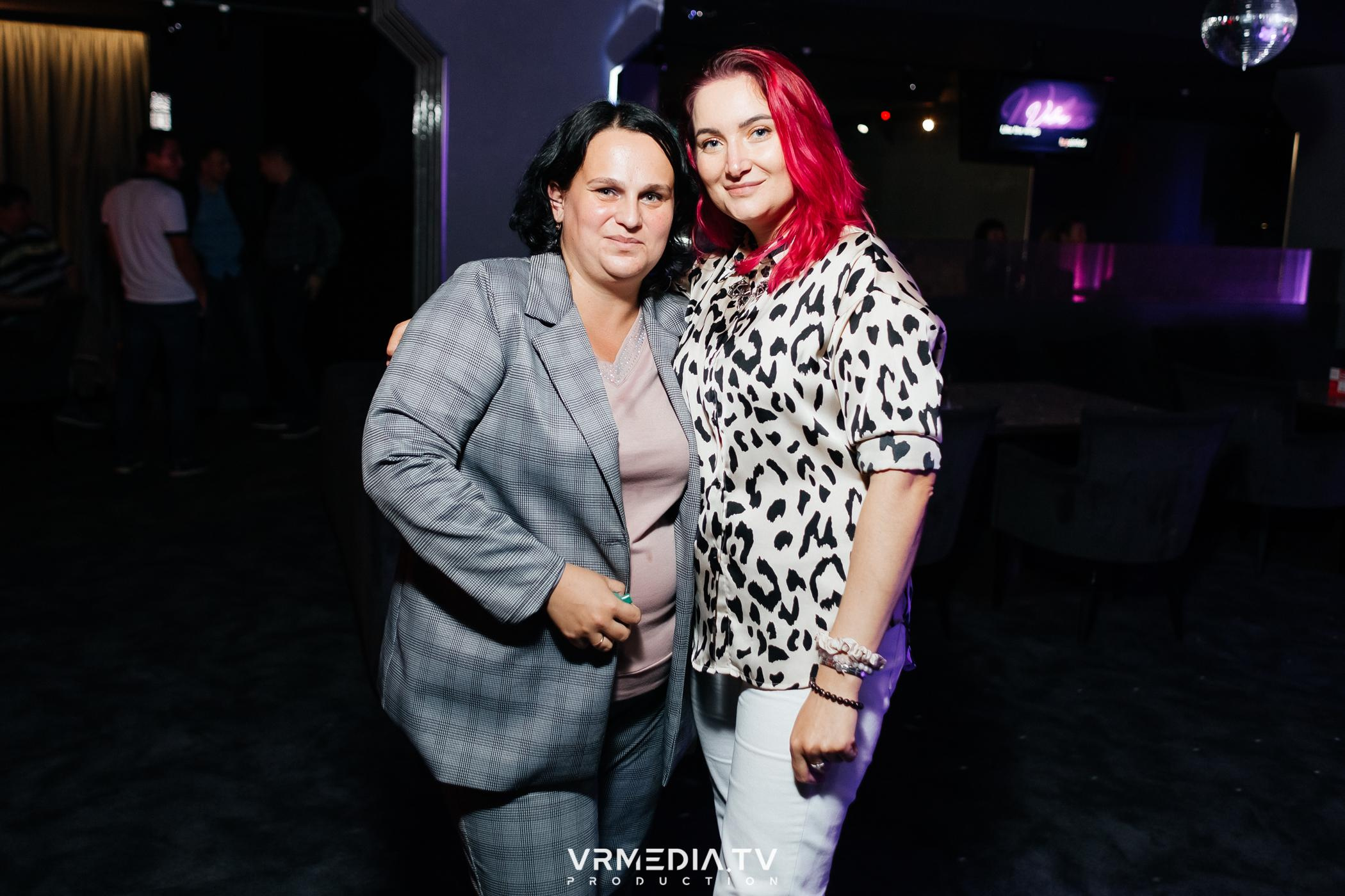 Выходные в караоке-баре «Volna»