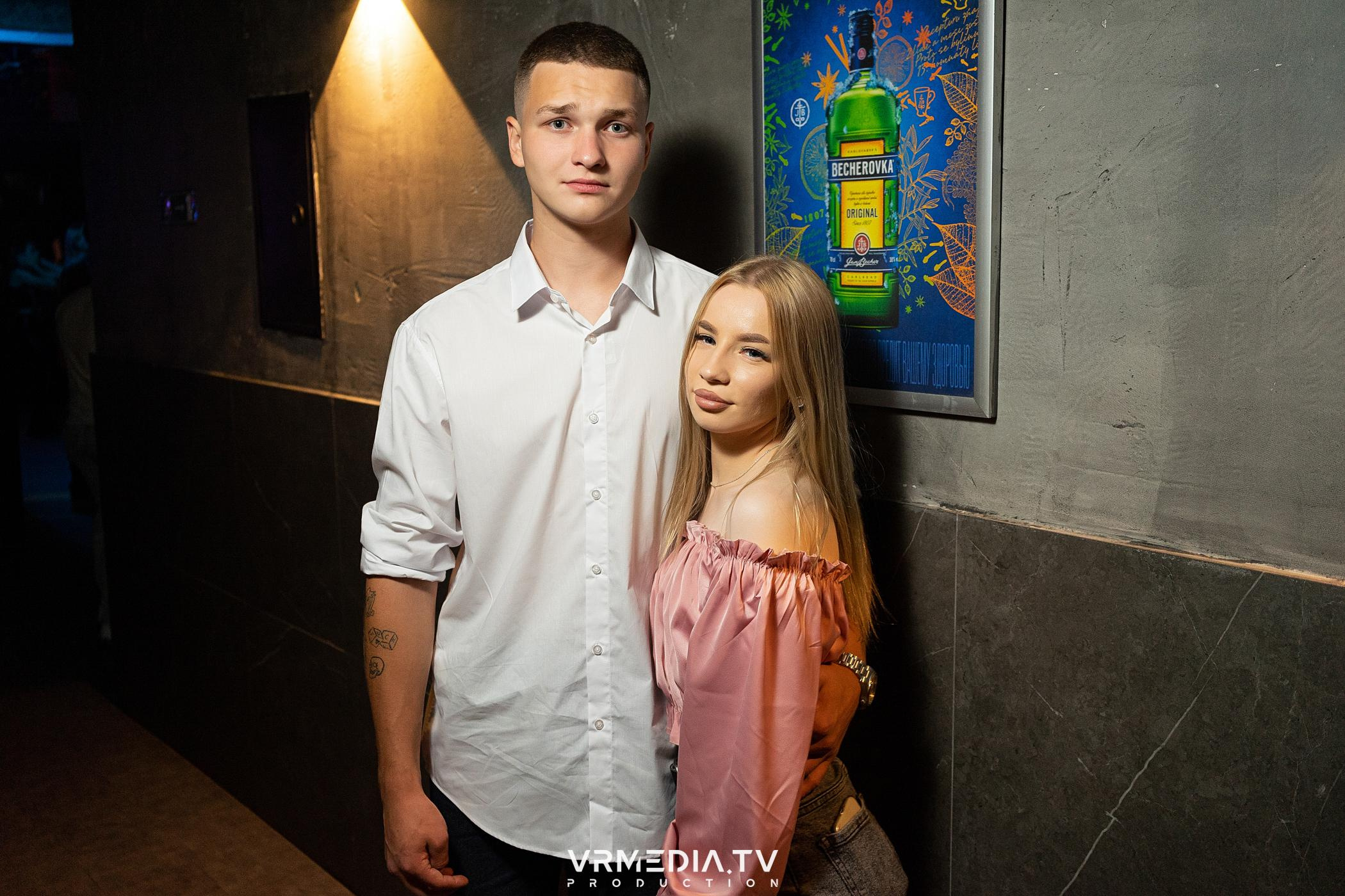 Выходные в баре «DOSKI»