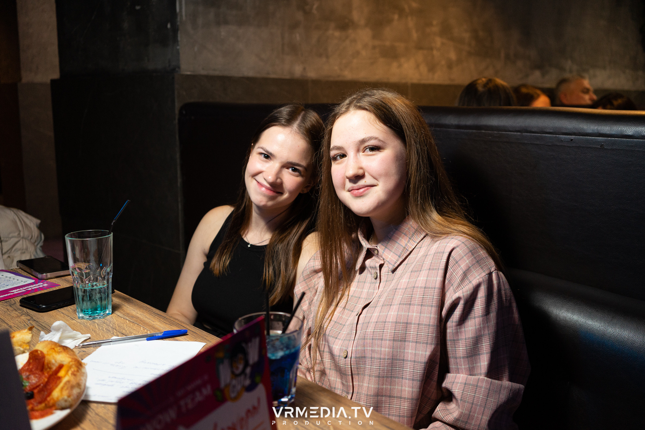 WoW QuiZ в баре «Друзья»