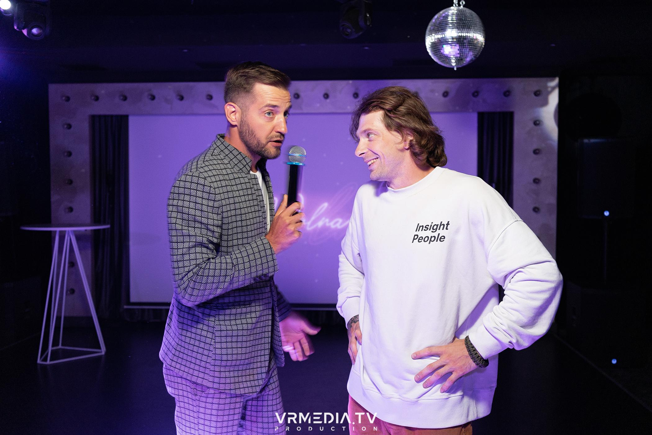 «Золотые нулевые» в караоке-баре «Volna»