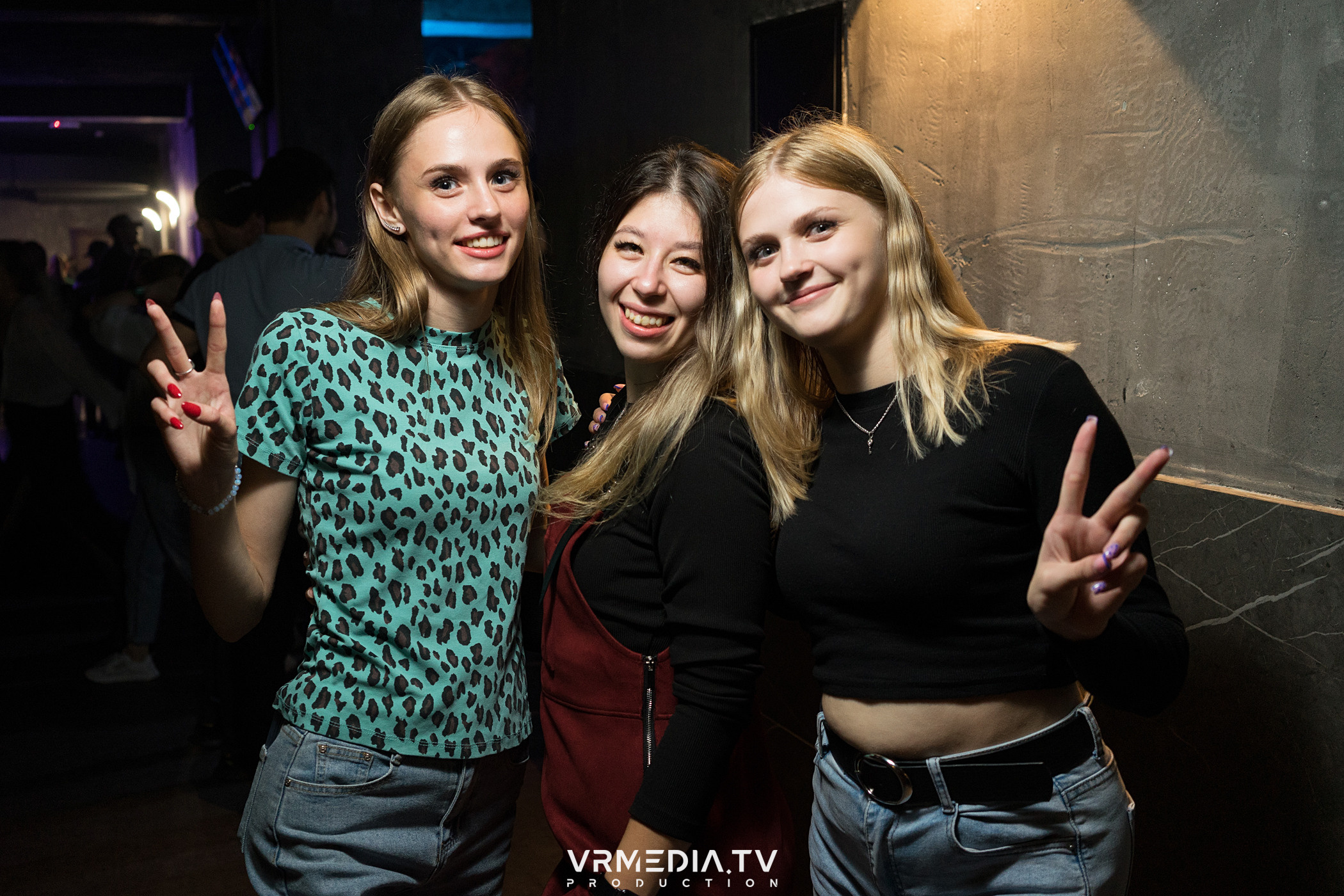 Выходные в баре «DOSKI»