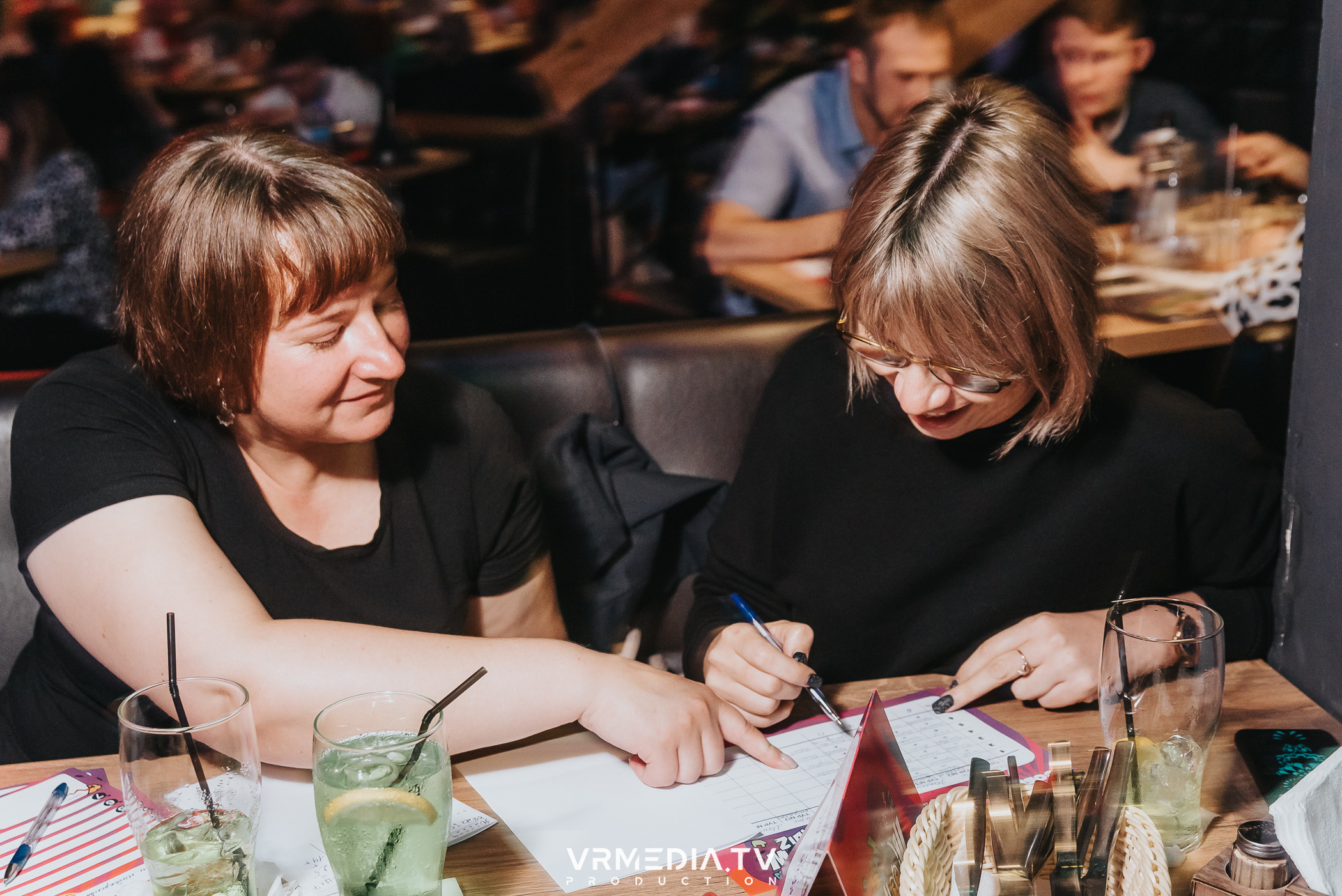 WoW QuiZ в баре «Друзья»