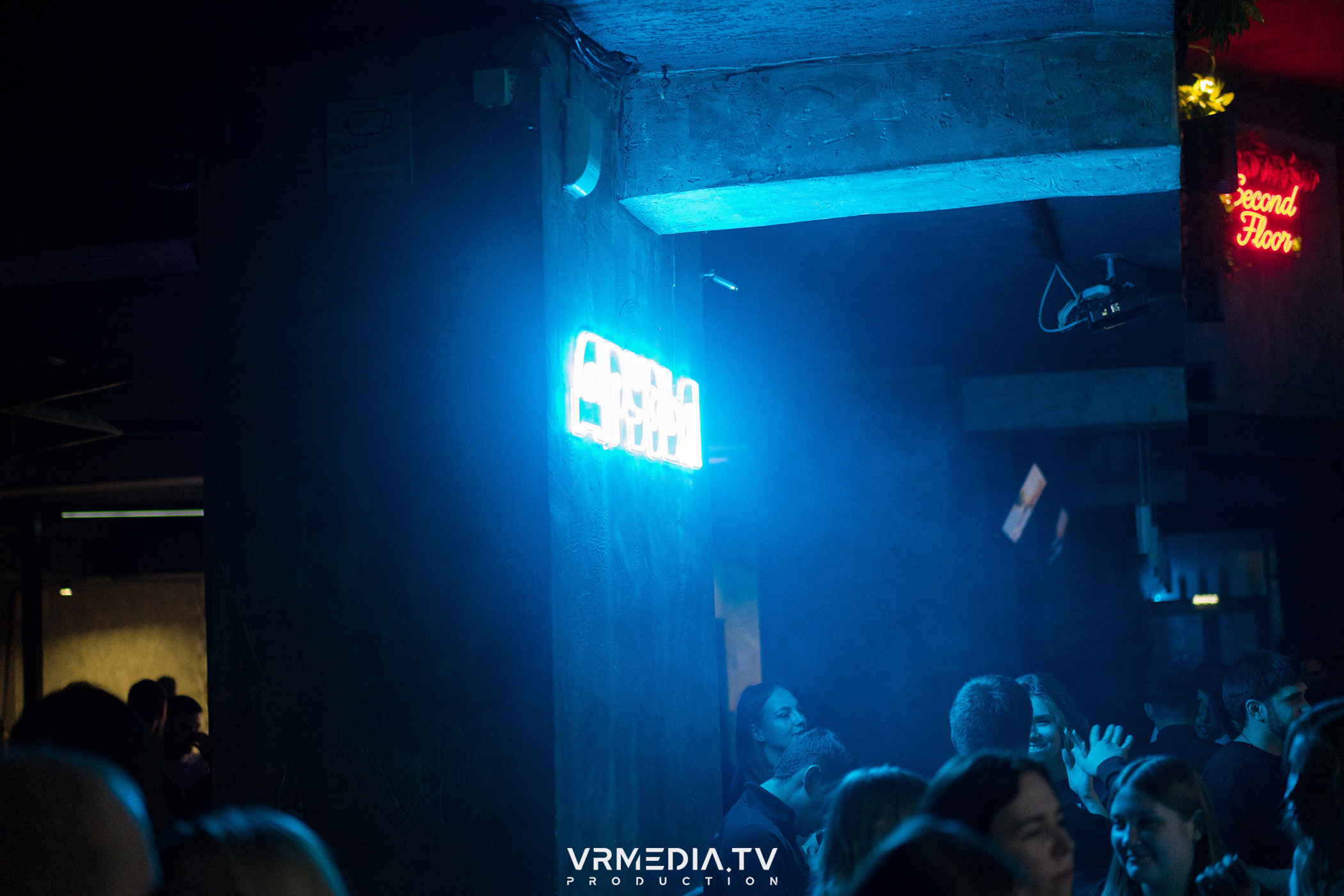 Октоберфест в баре «Друзья»