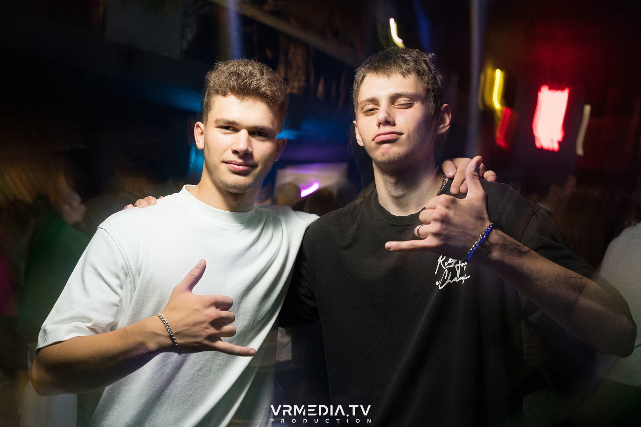 Выходные в баре «DOSKI»