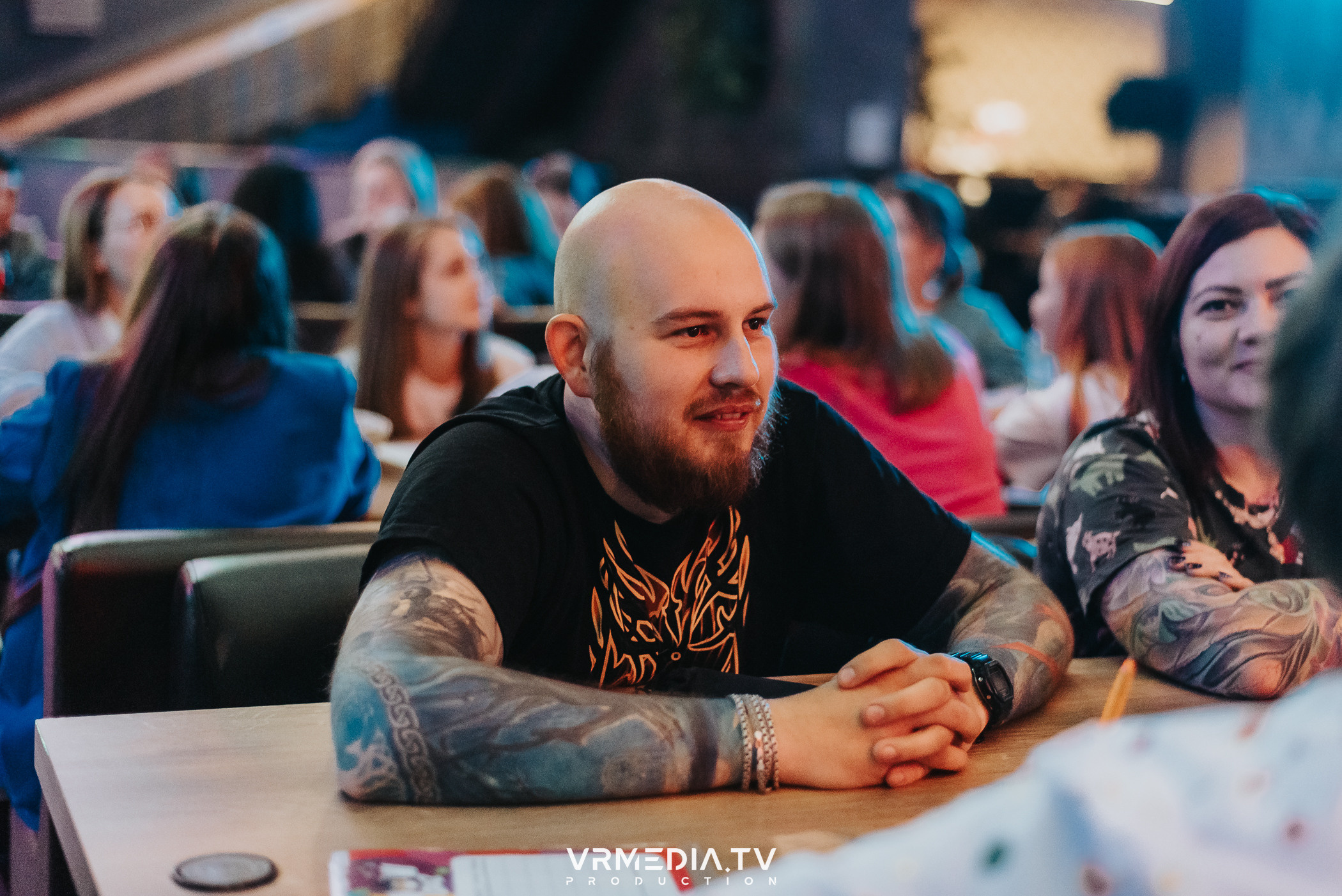 WoW QuiZ в баре «Друзья»