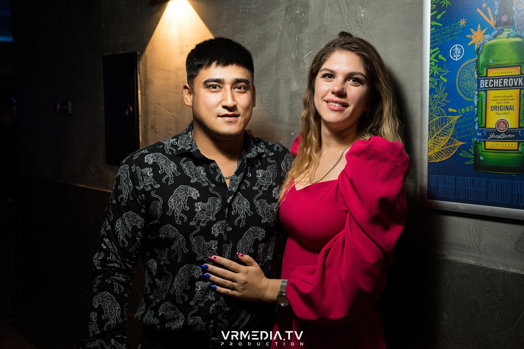 Выходные в баре «DOSKI»