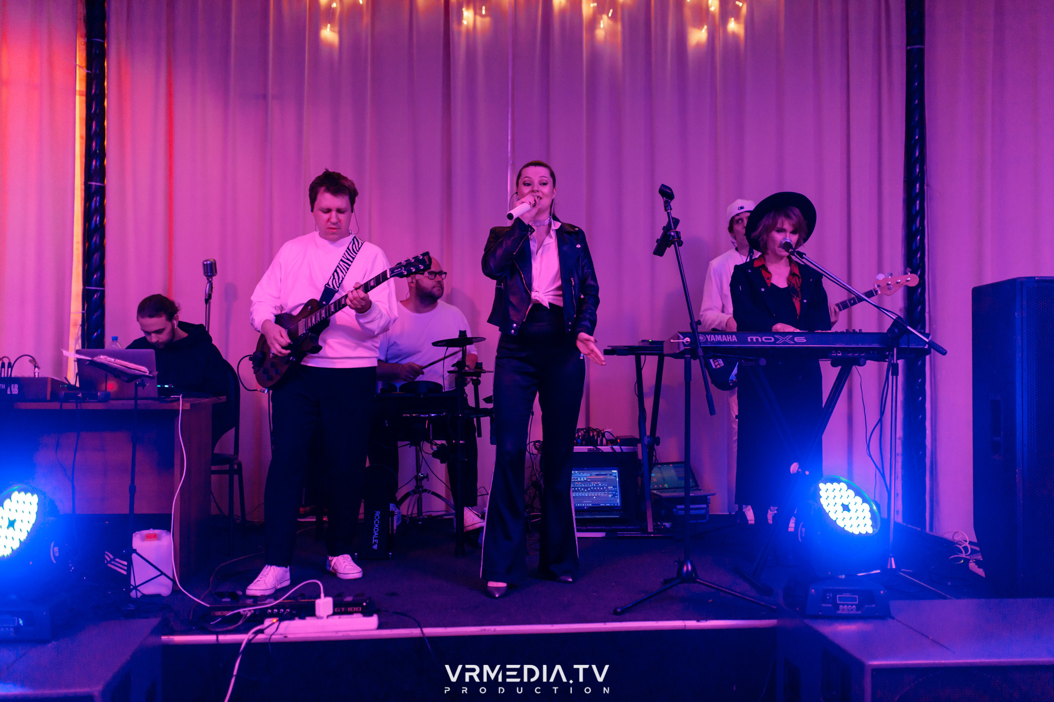 «Прошла жара» в ресторане «Империя»