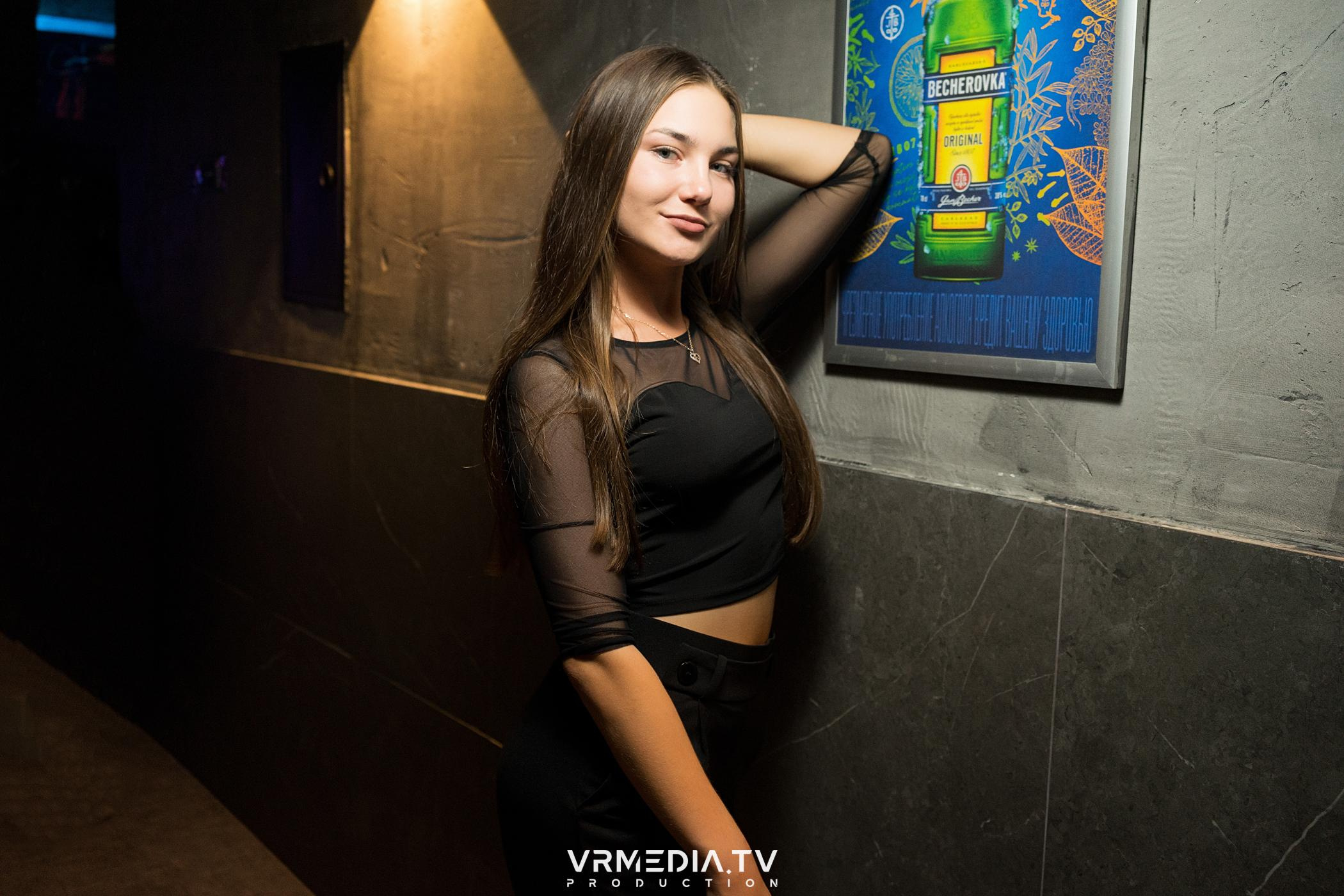 Выходные в баре «DOSKI»