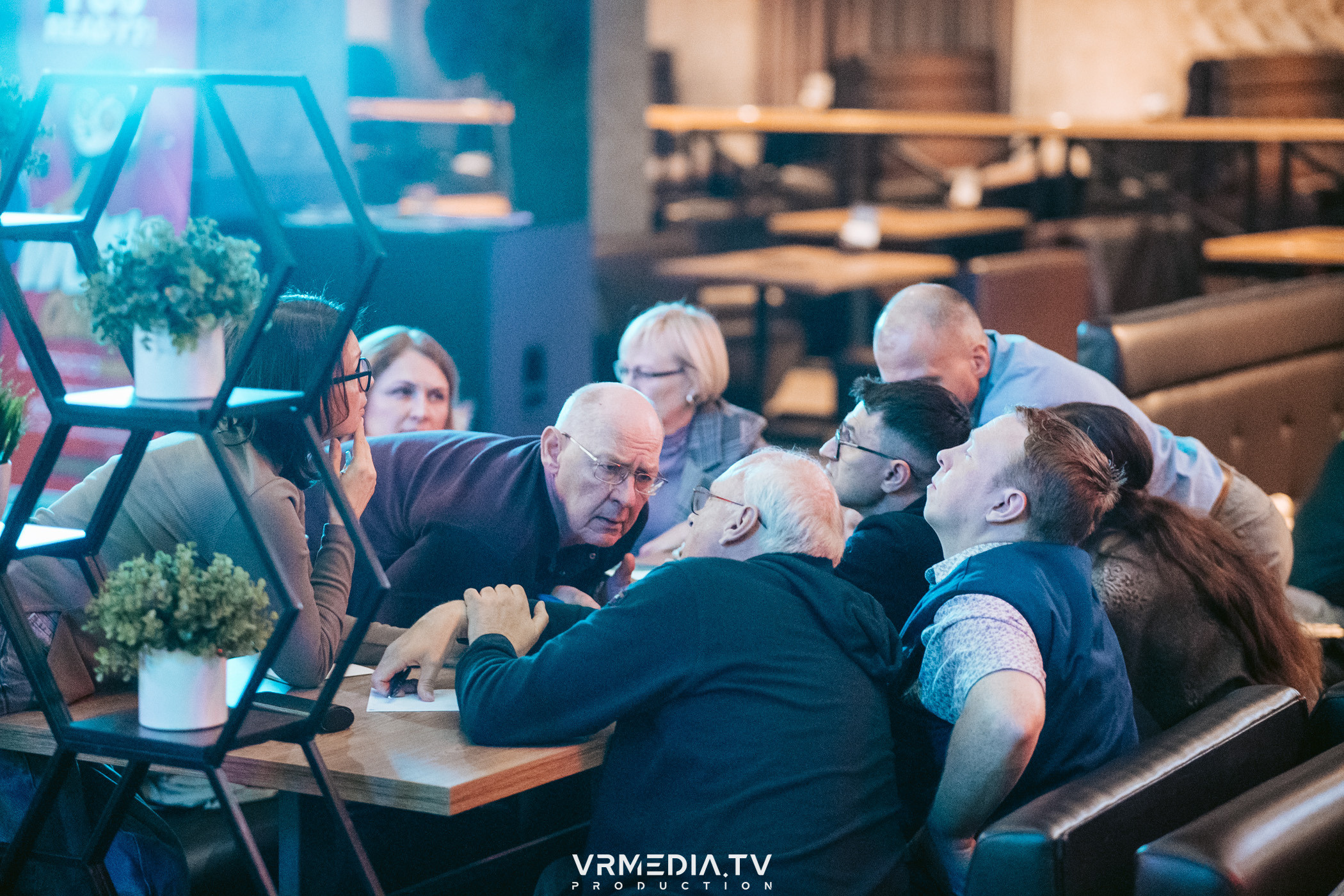 WoW QuiZ в баре «Друзья»