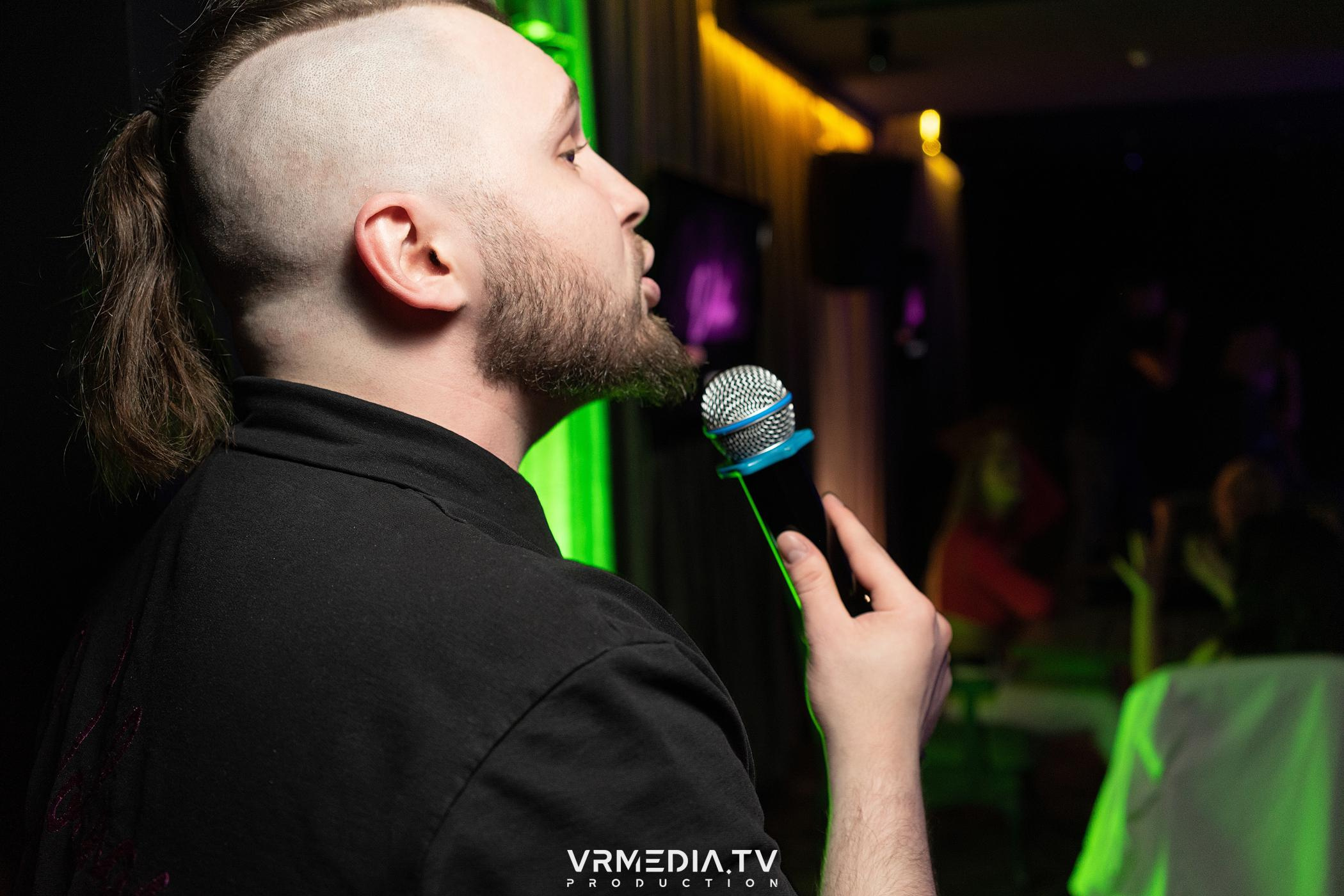 Выходные в караоке-баре «Volna»