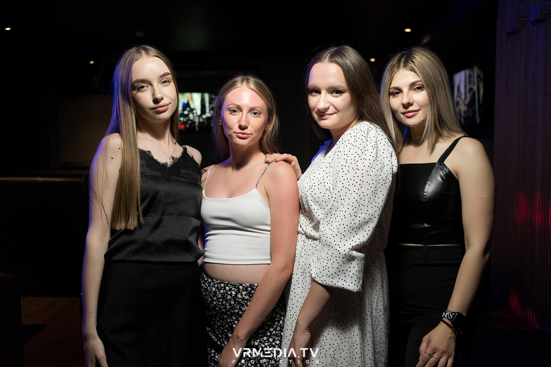 Выходные в баре «DOSKI»