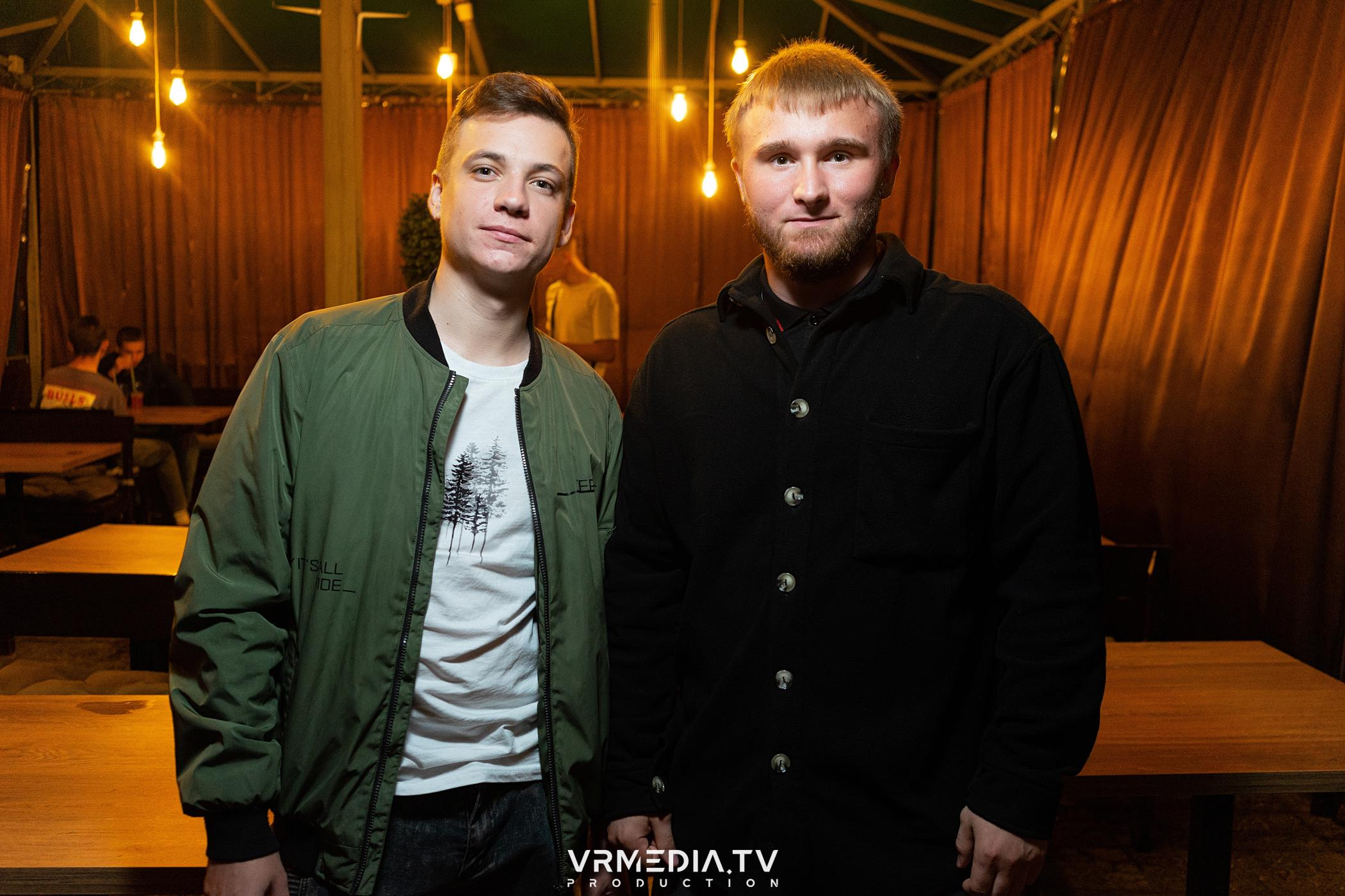 Выходные в баре «DOSKI»