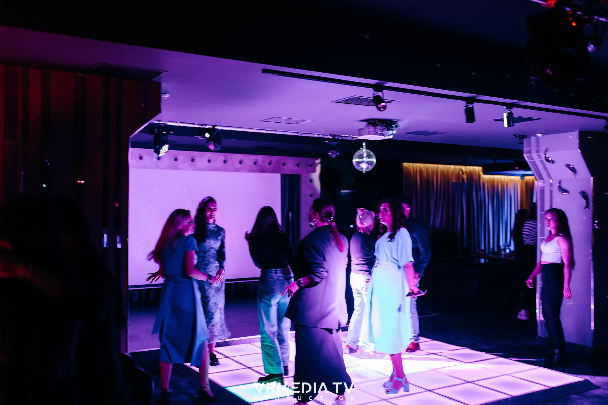 TOP CHART в караоке-баре «Volna»