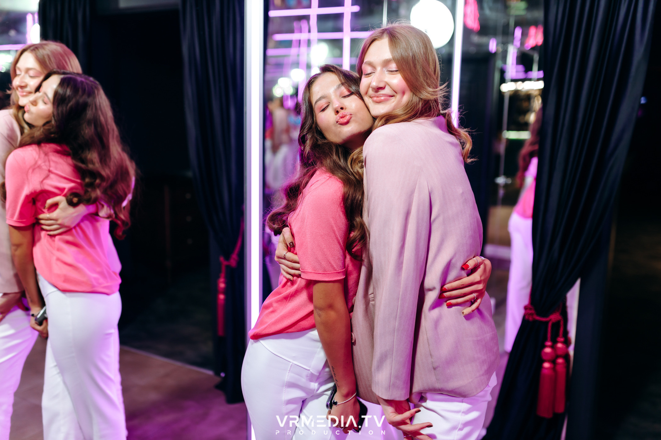 «Barbie party» в караоке-баре «Volna»