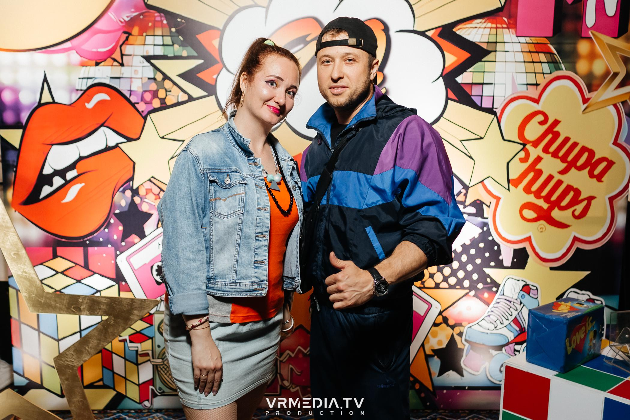 Дискотека 90-х в ресторане «Империя»