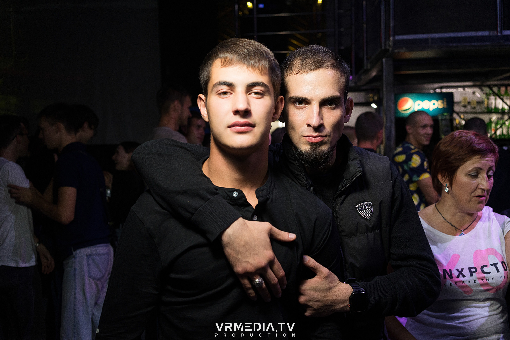 Выходные в баре «DOSKI»