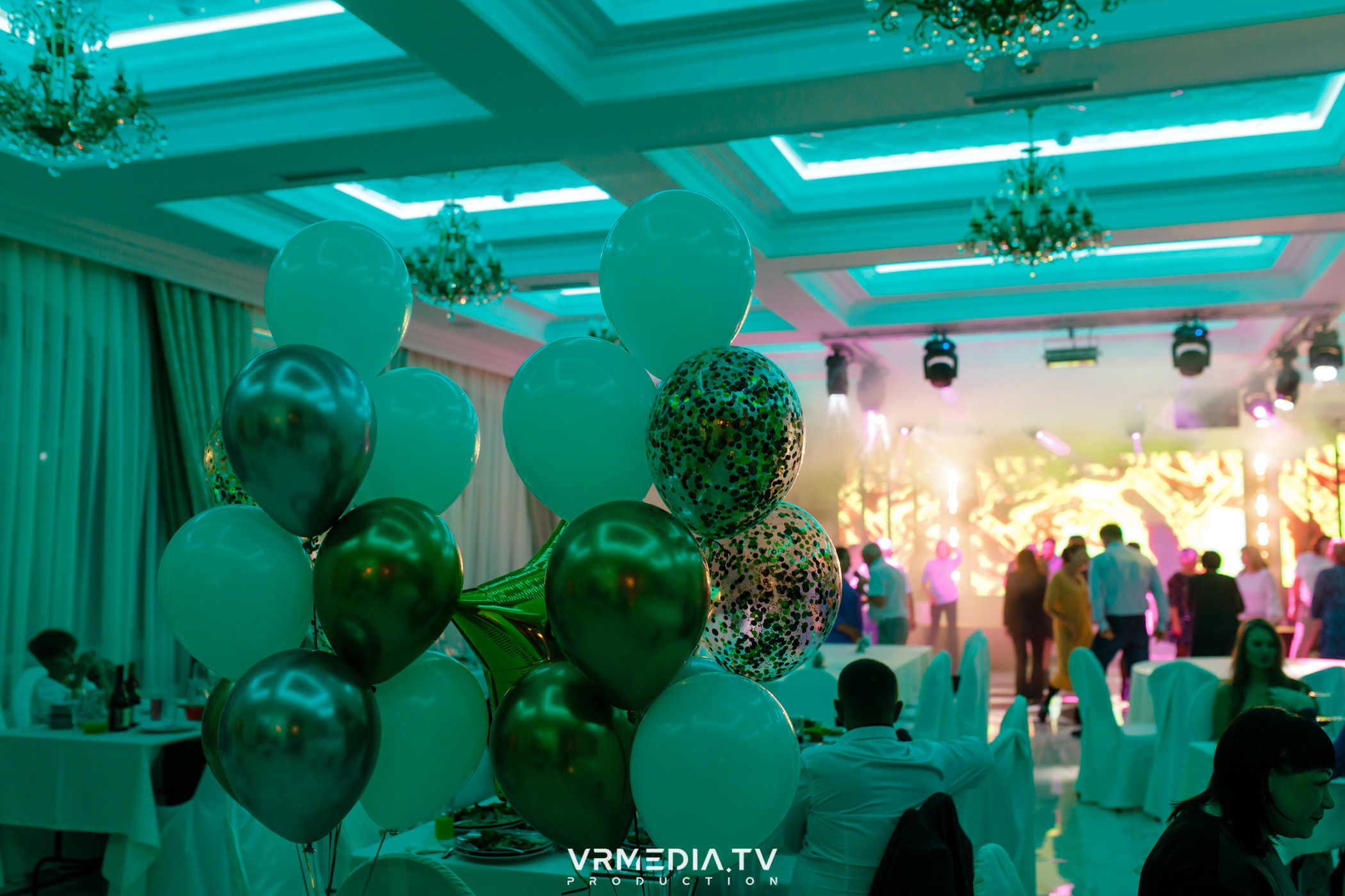 Выходные в ресторане «Лазурный берег»