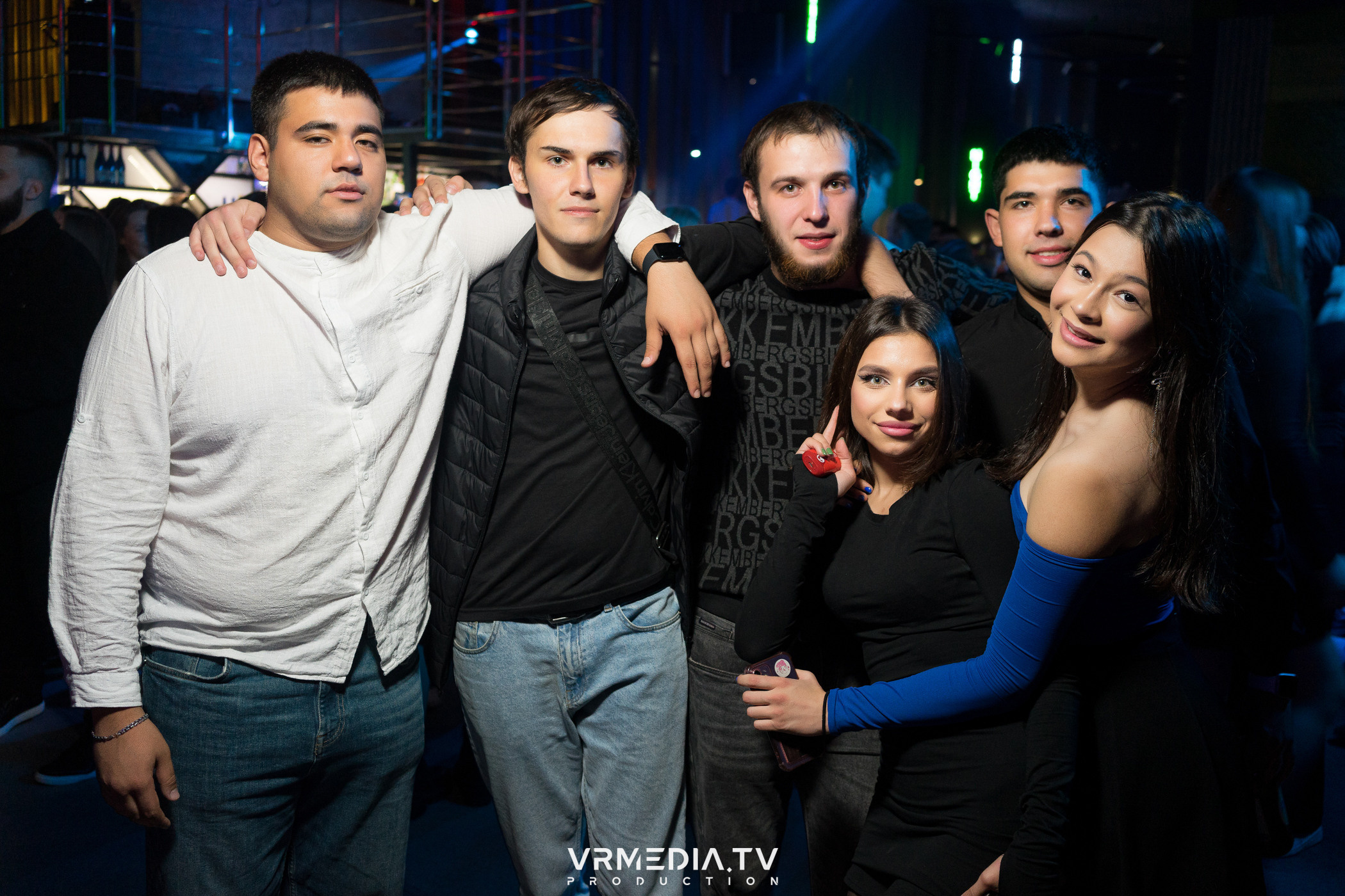 Октоберфест в баре «Друзья»