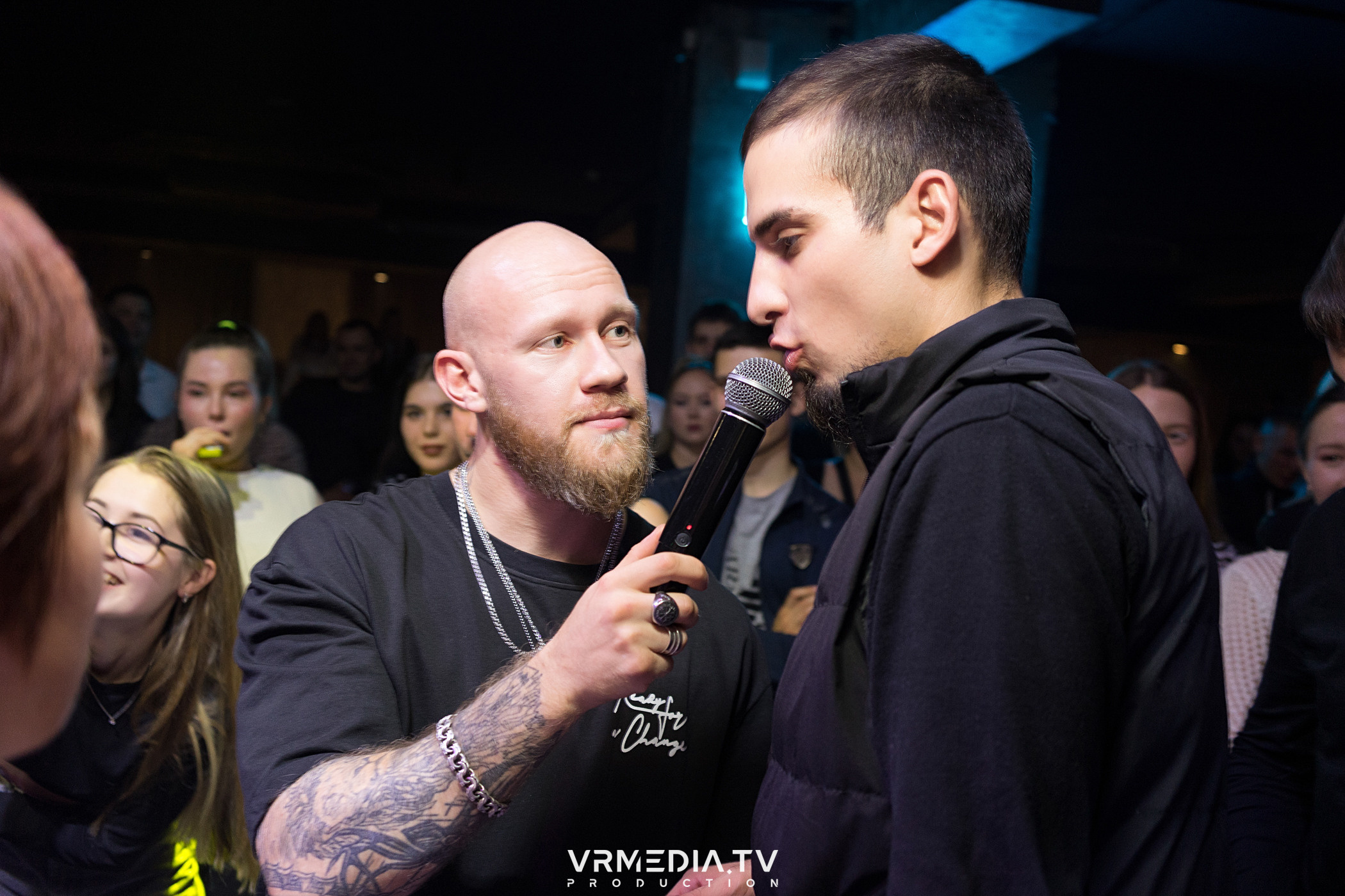 Выходные в баре «DOSKI»