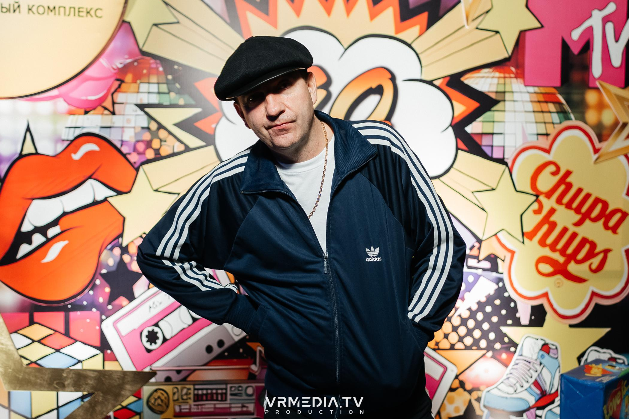 Дискотека 90-х в ресторане «Империя»