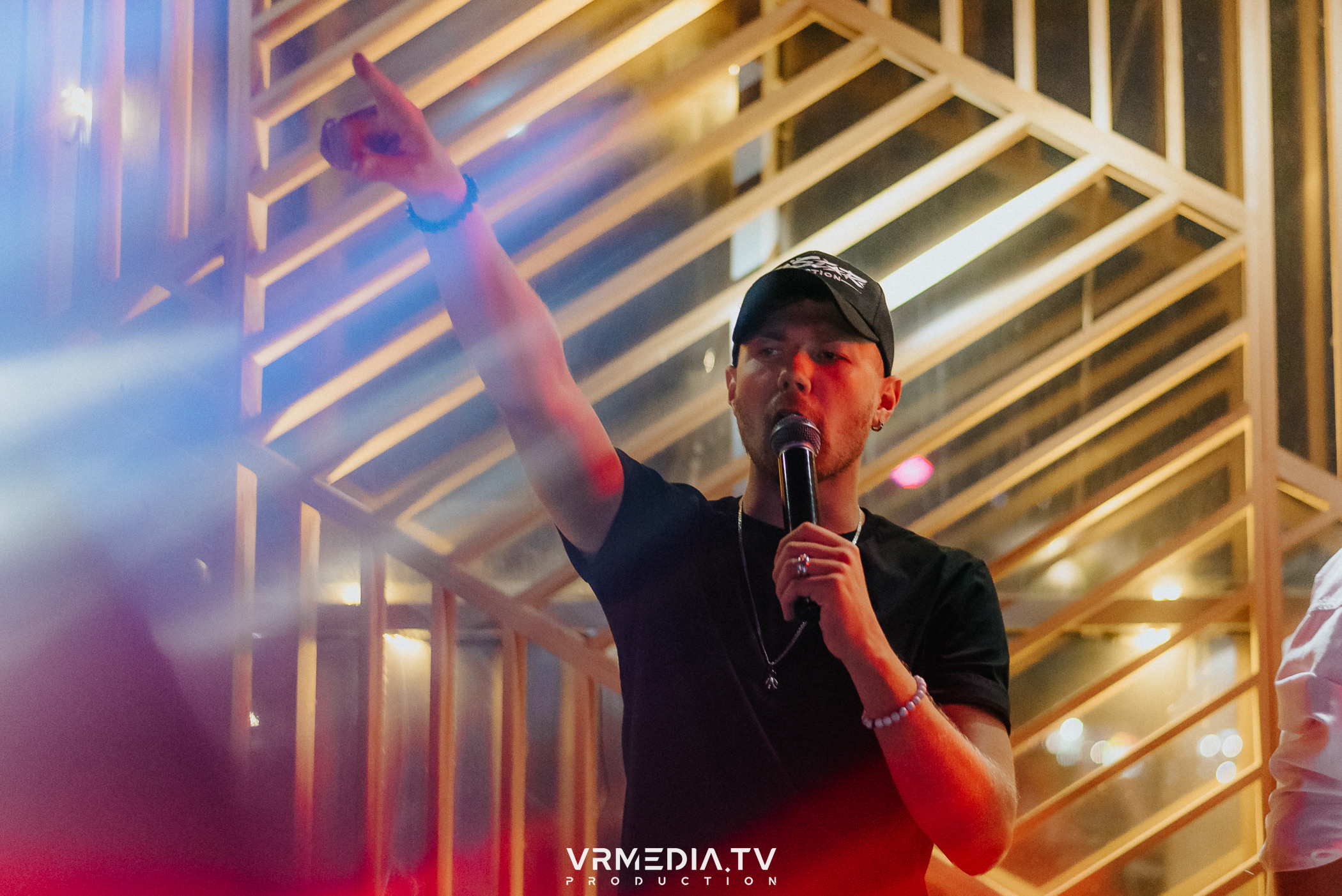 Выходные в баре «DOSKI»