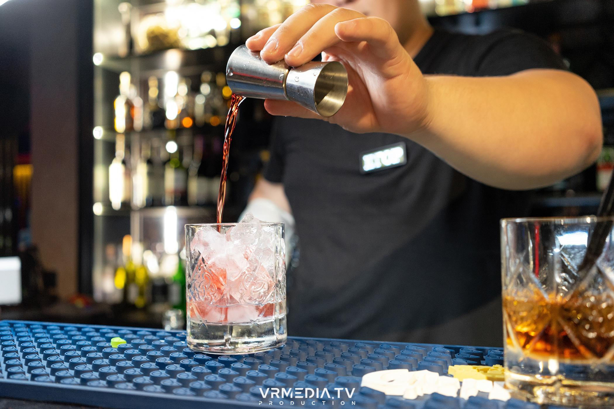 Выходные в караоке-баре «Volna»