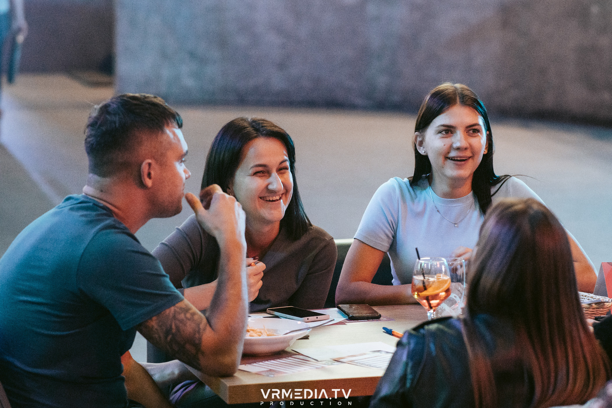 WoW QuiZ в баре «Друзья»