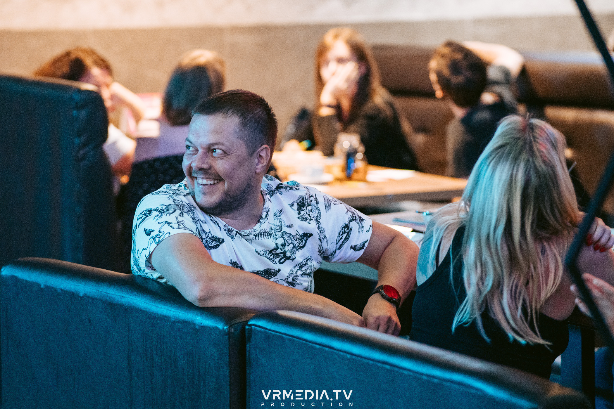 WoW QuiZ в баре «Друзья»