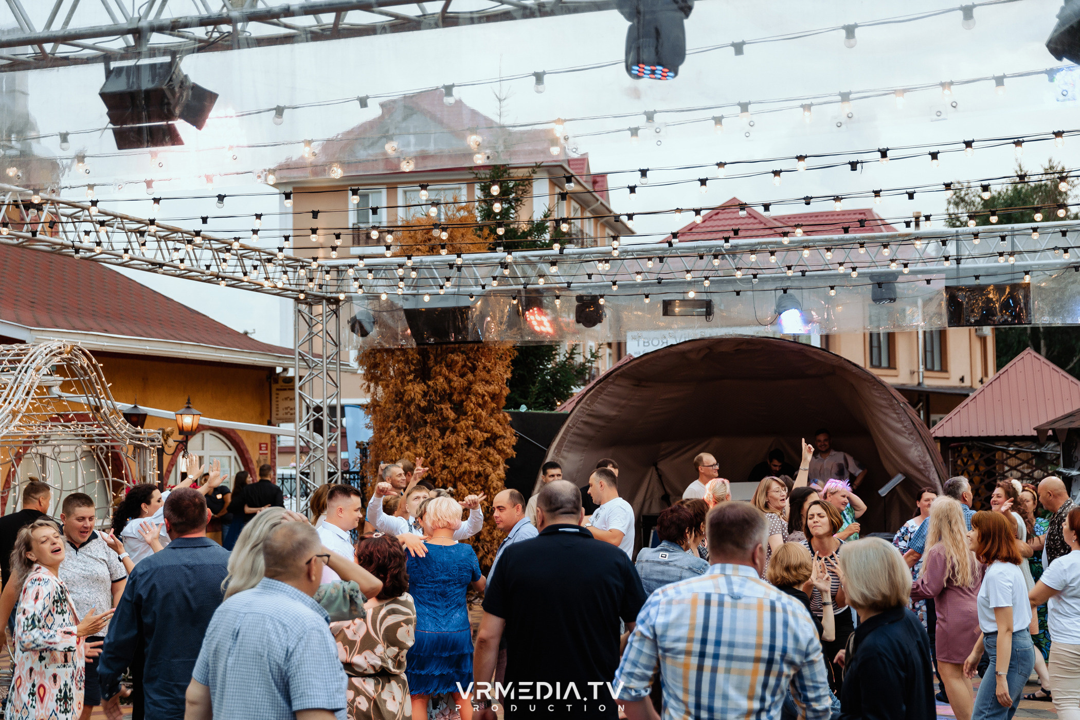 Новогодний вечер в ресторане «Лазурный Берег»