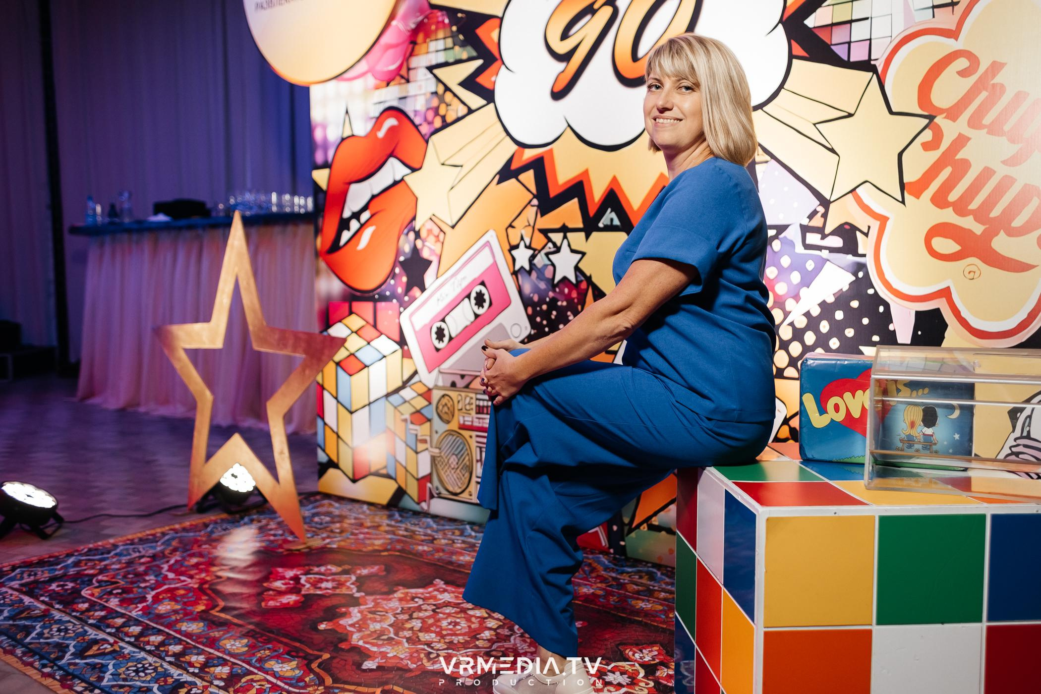 Дискотека 90-х в ресторане «Империя»