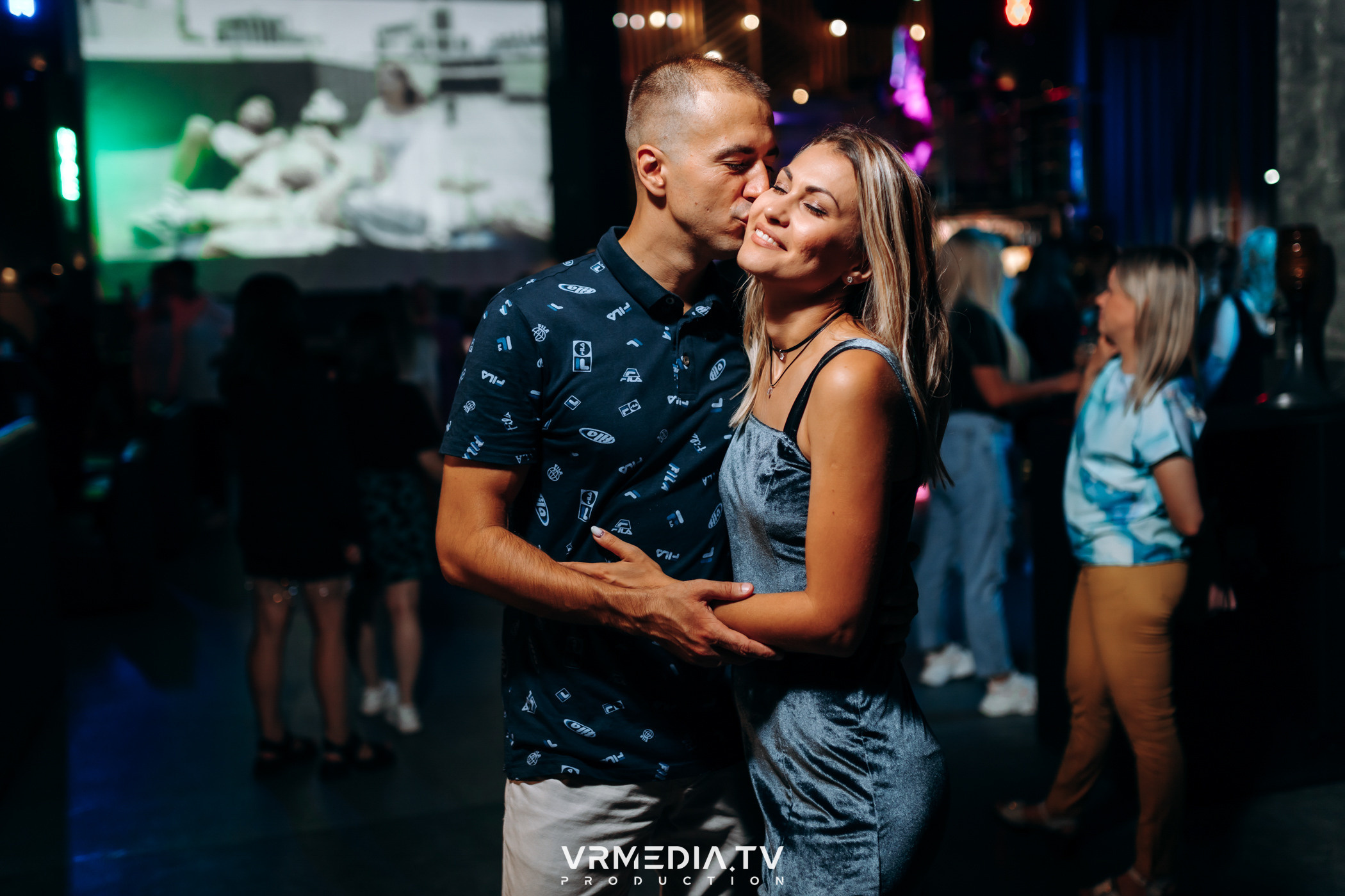 Выходные в баре «DOSKI»