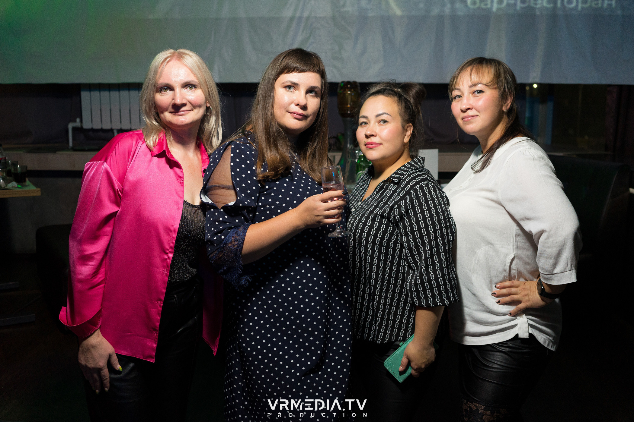 Октоберфест в баре «Друзья»