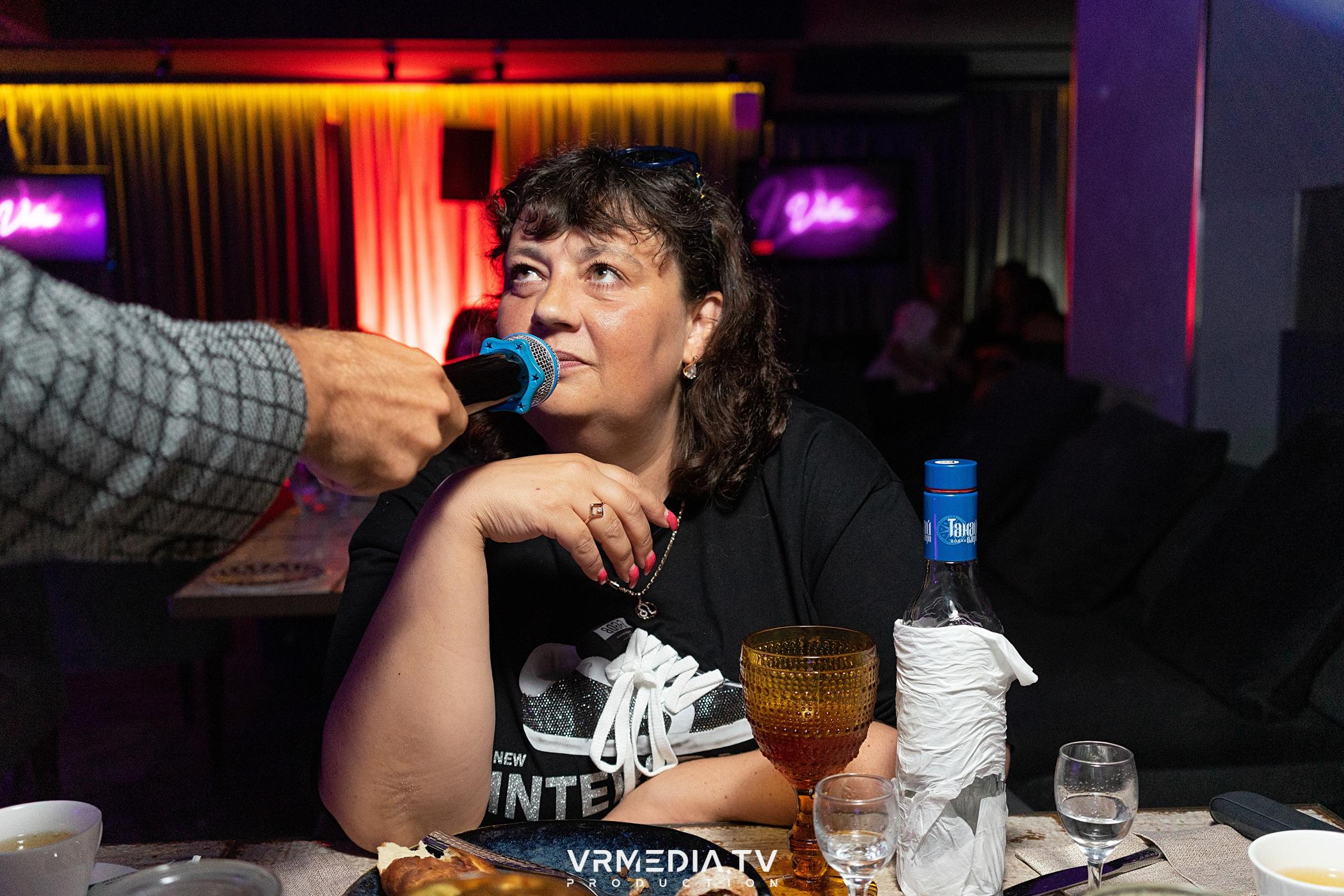 «Золотые нулевые» в караоке-баре «Volna»