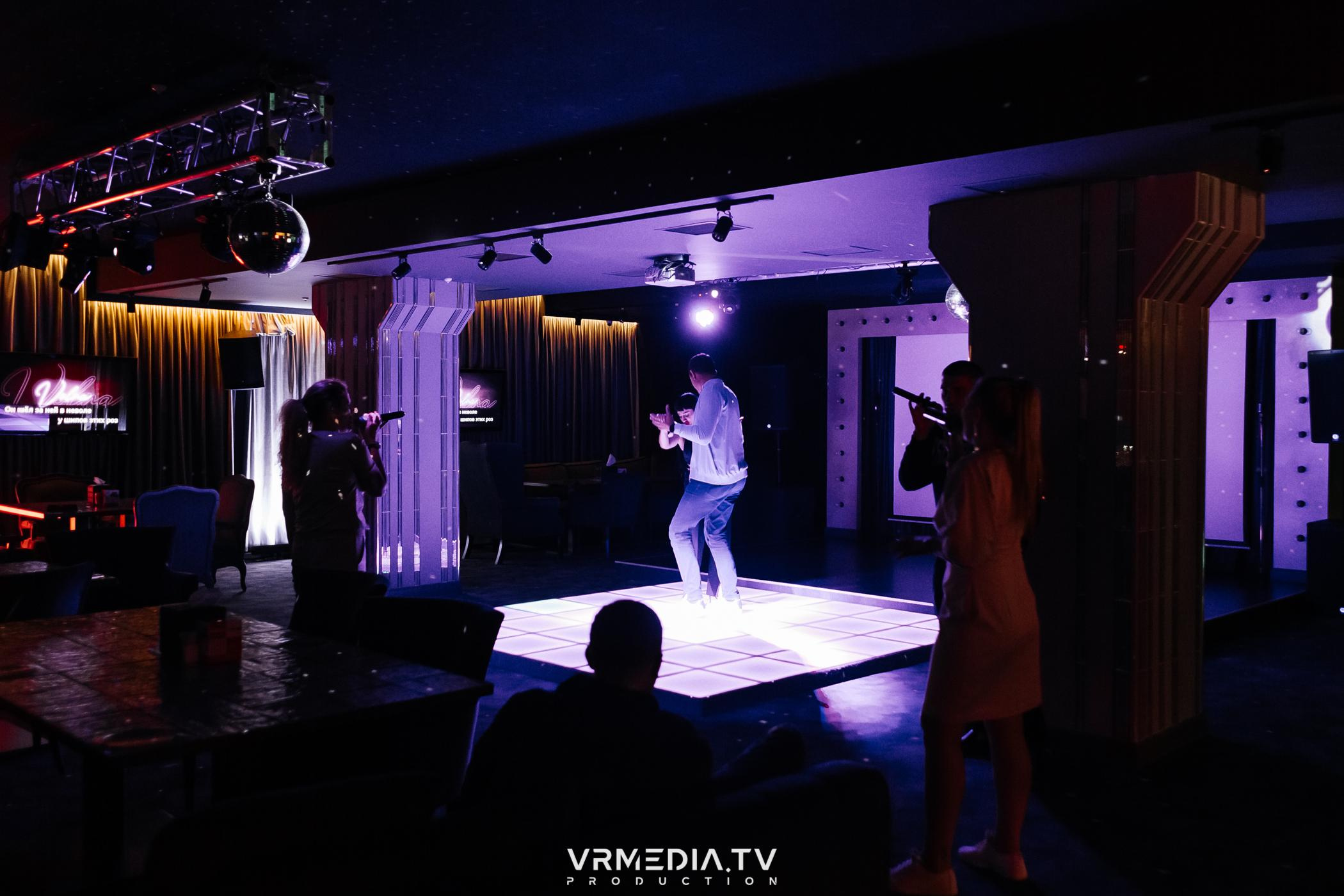 Выходные в караоке-баре «Volna»