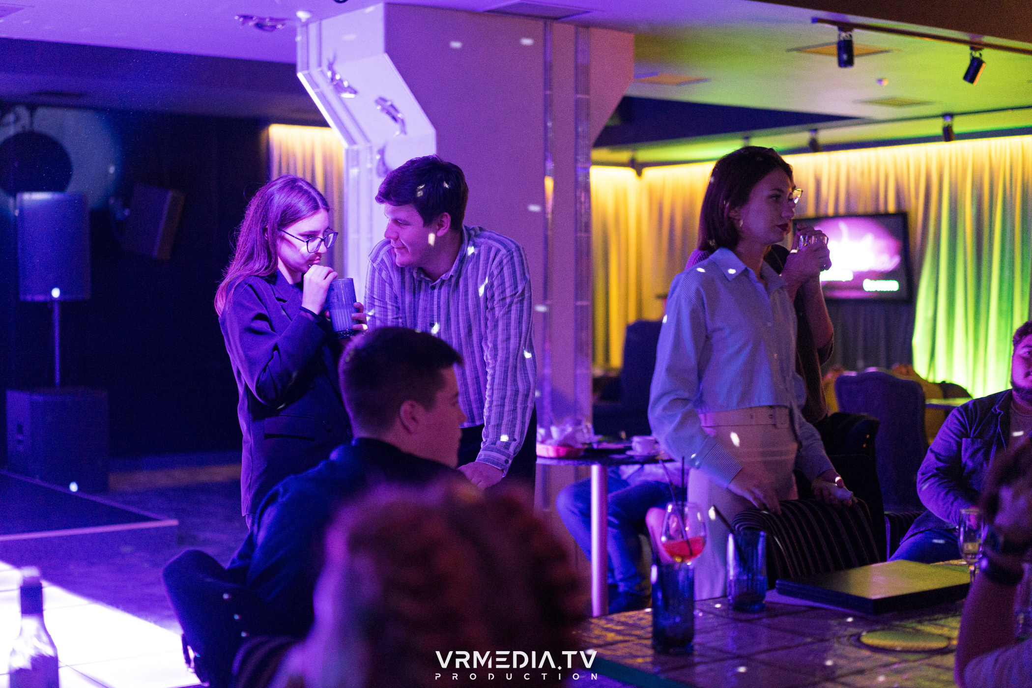 THE GOLD VOICE в караоке-баре «Volna»