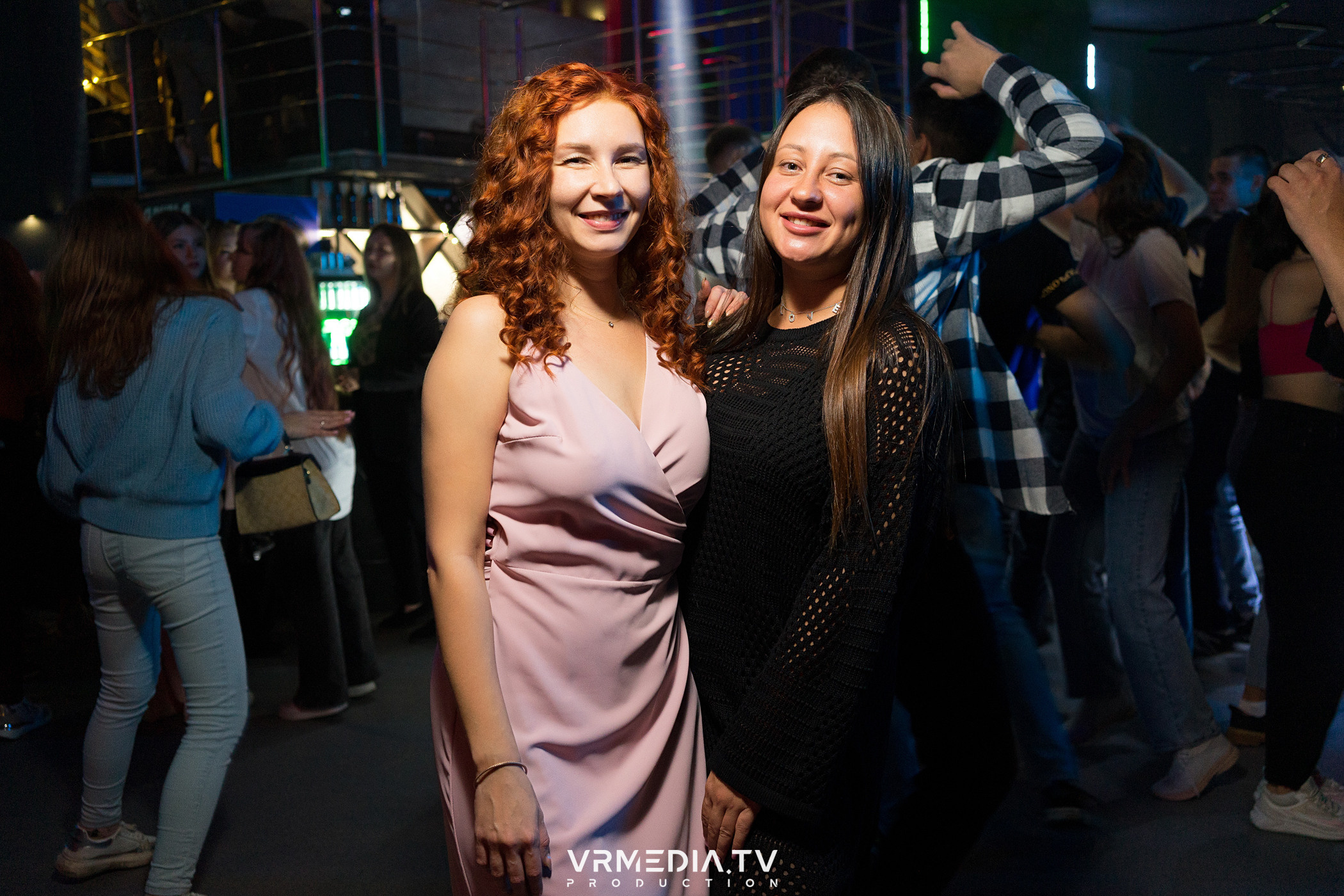 Выходные в баре «Друзья»