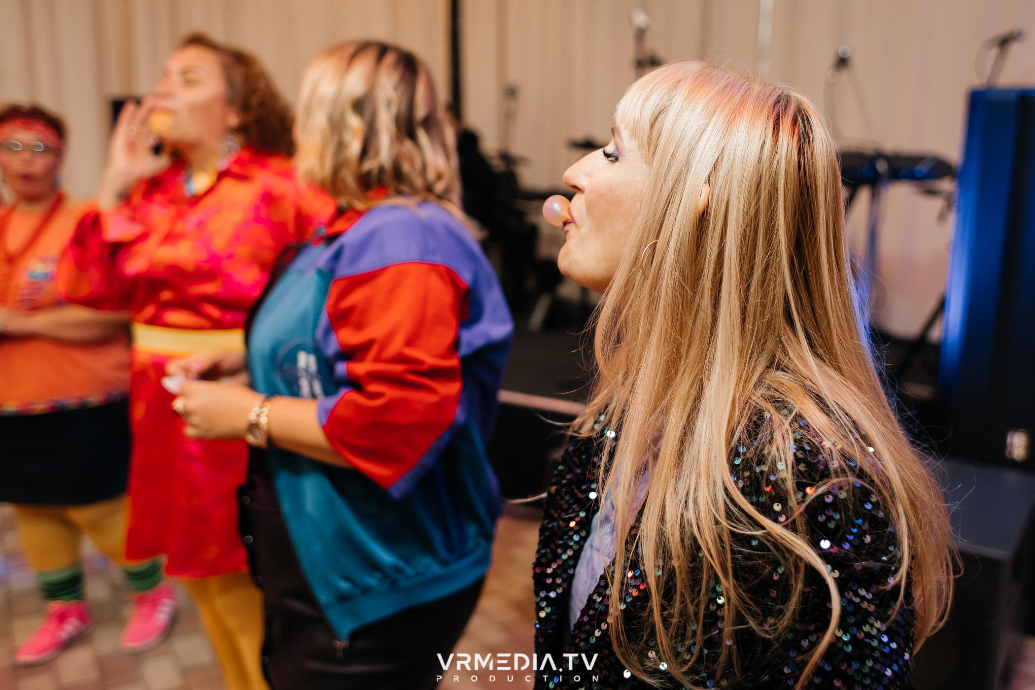 Дискотека 90-х в ресторане «Империя»