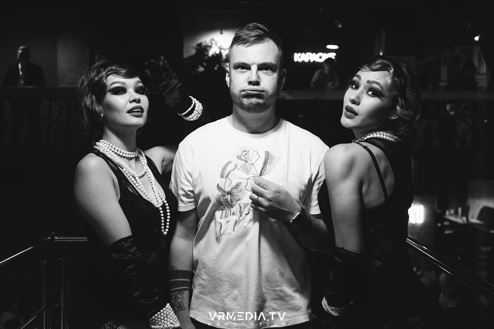 Выходные в баре «DOSKI»