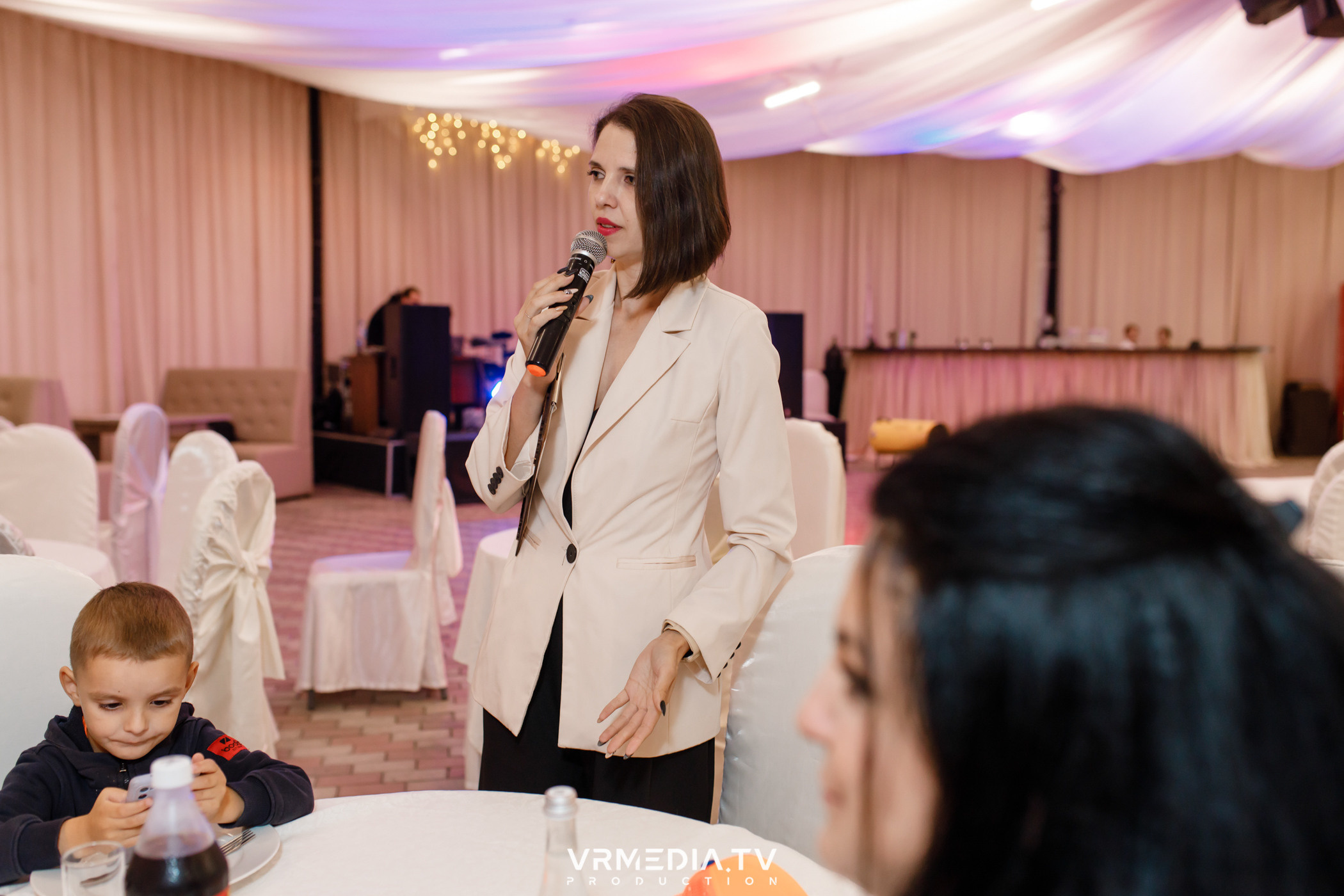 «Прошла жара» в ресторане «Империя»