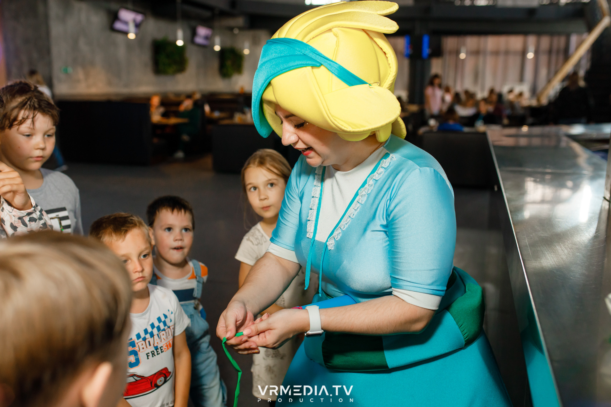 Baby time в баре «Друзья»