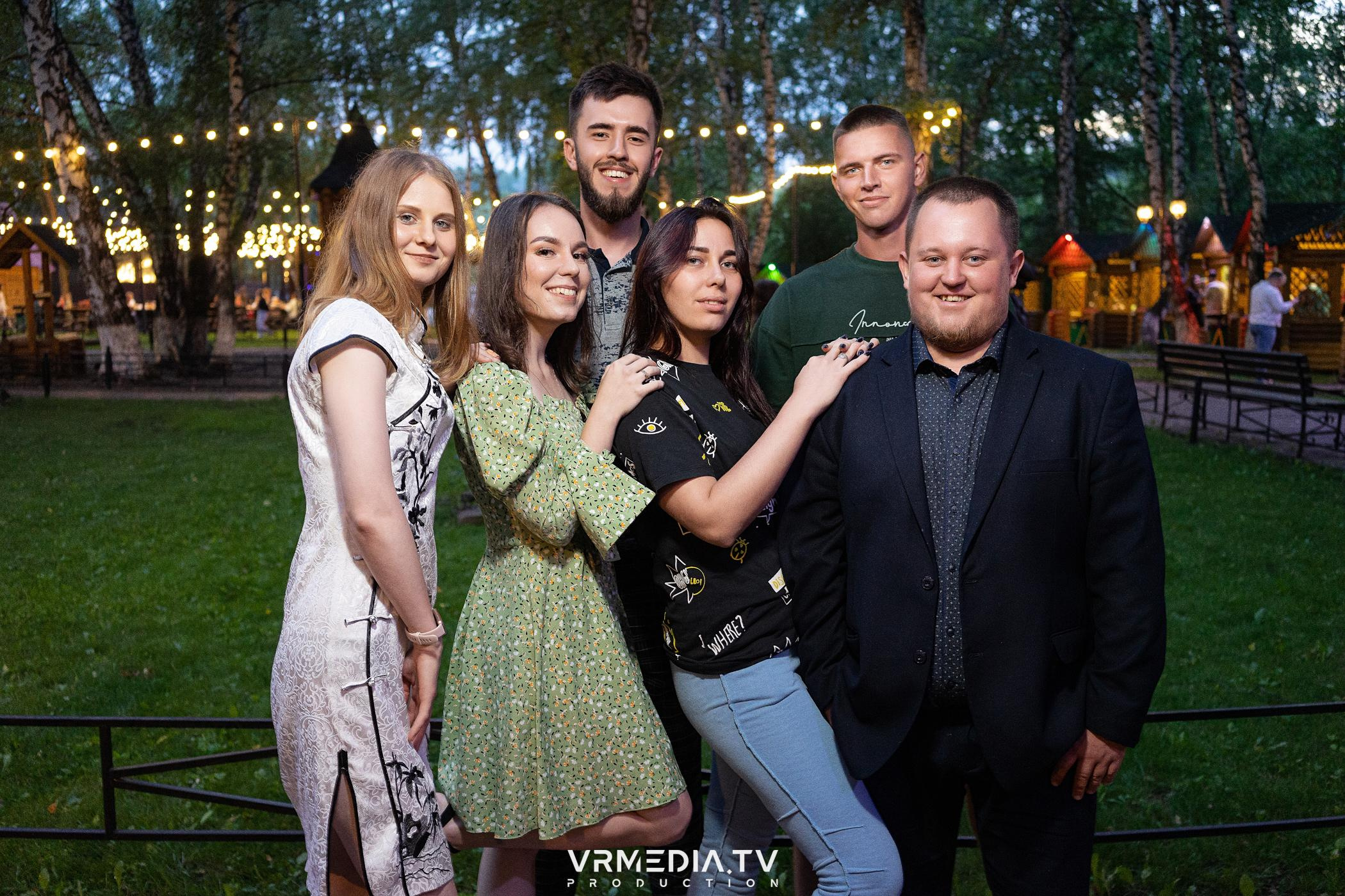 Выходные в караоке-баре «Volna»