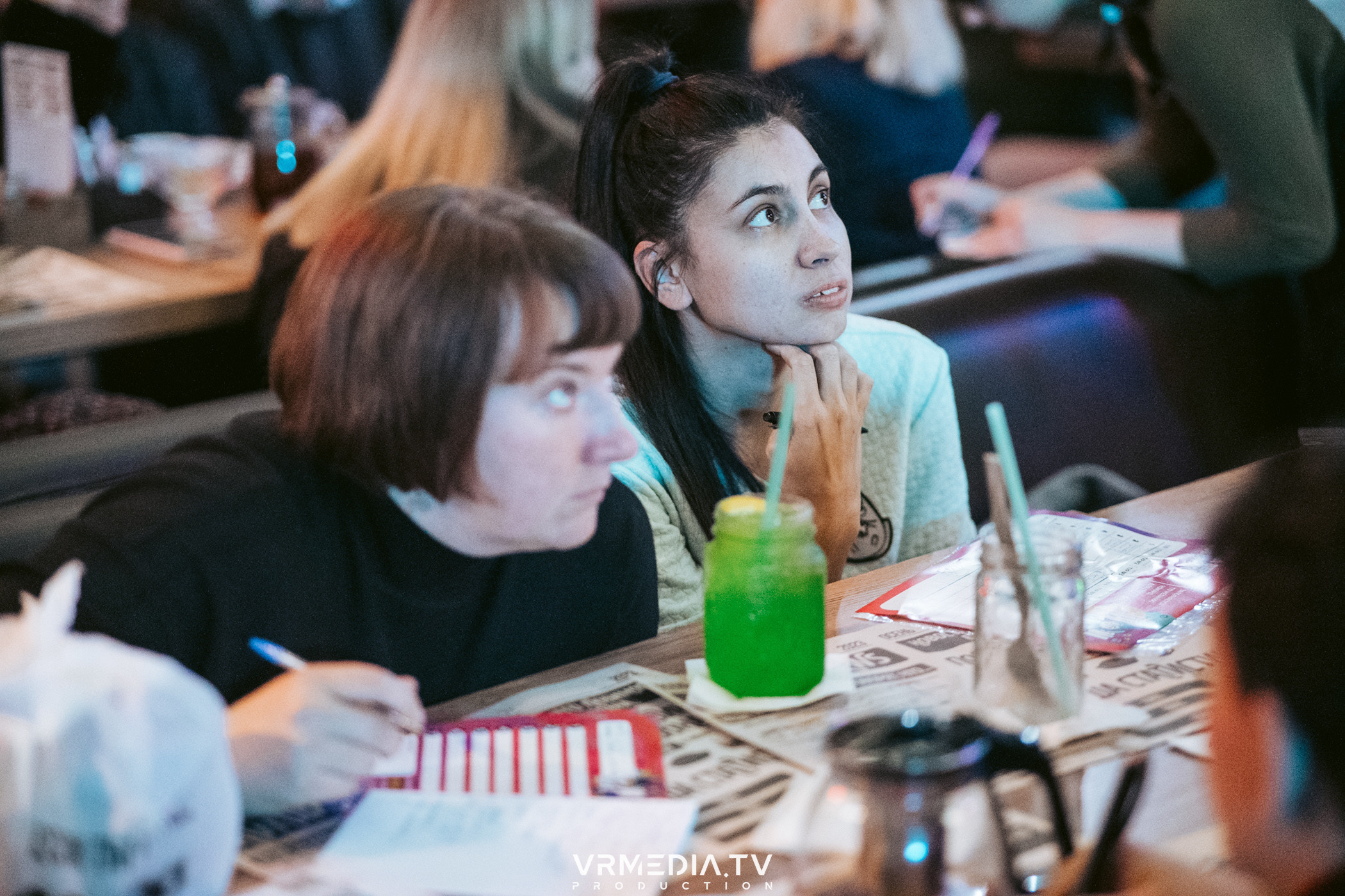 WoW QuiZ в баре «Друзья»