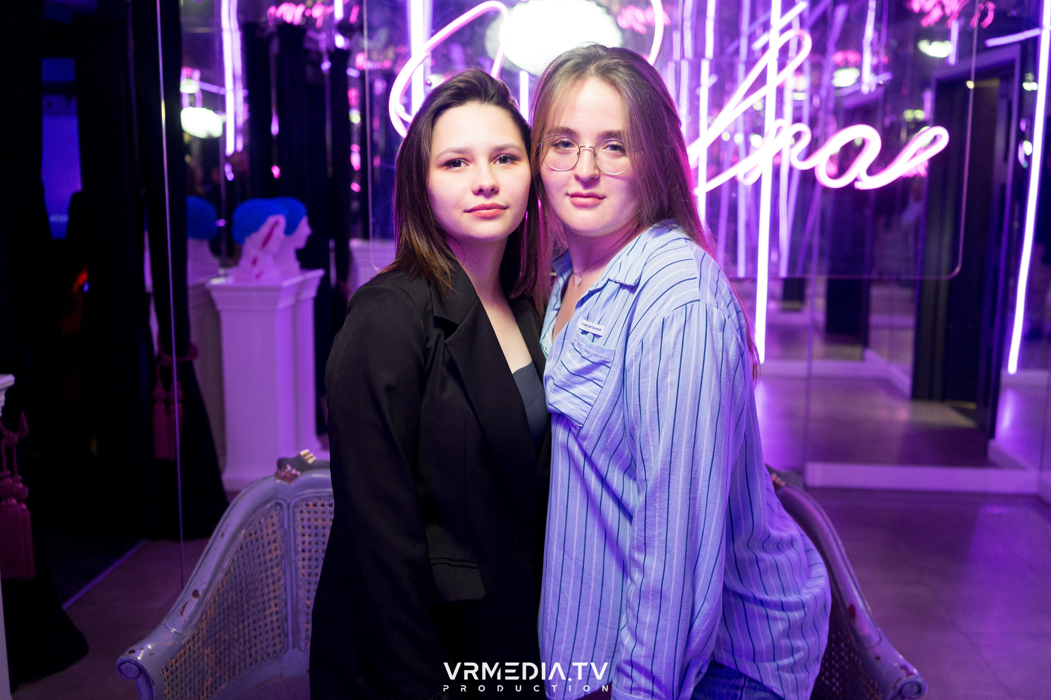 THE GOLD VOICE в караоке-баре «Volna»