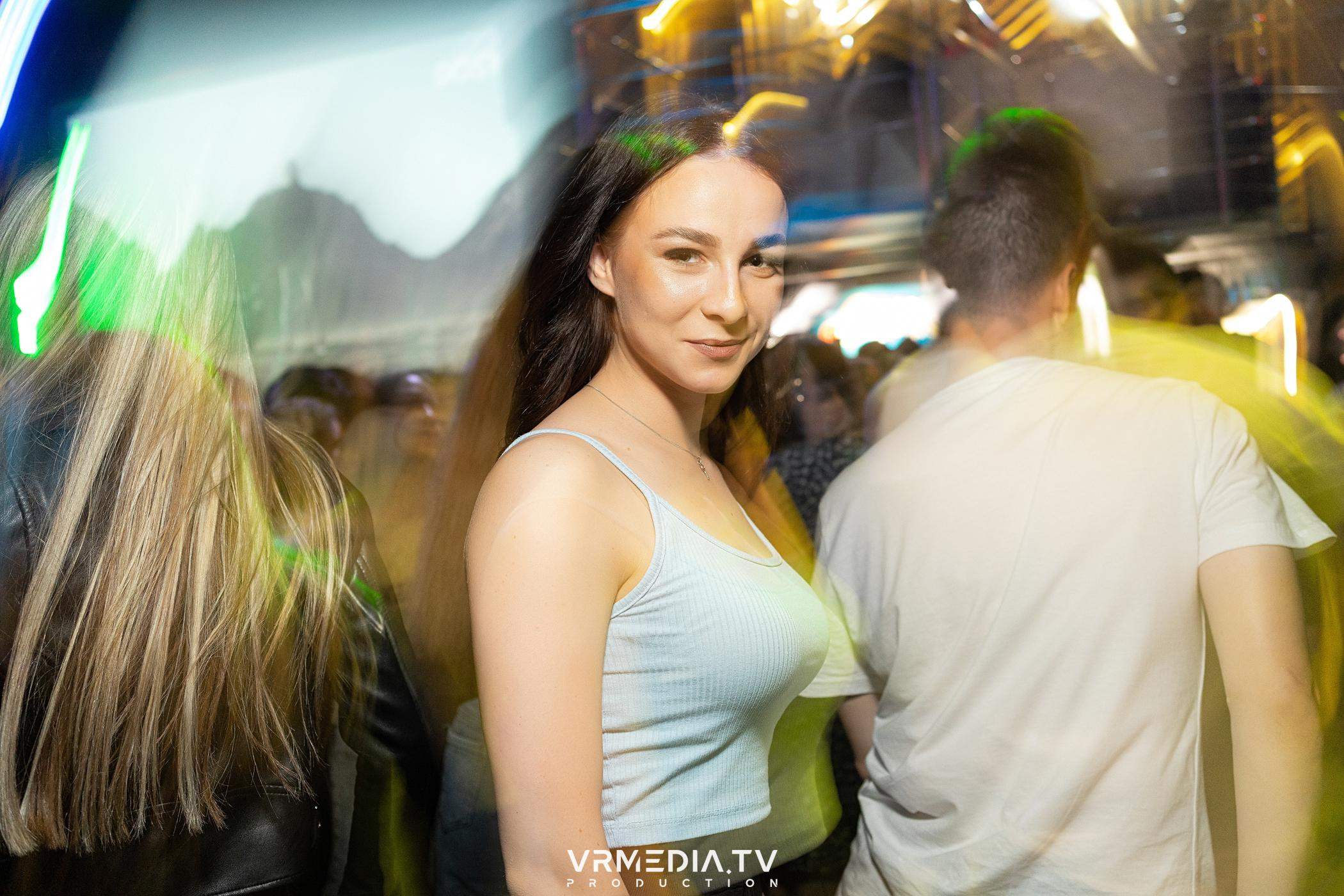 Выходные в баре «DOSKI»