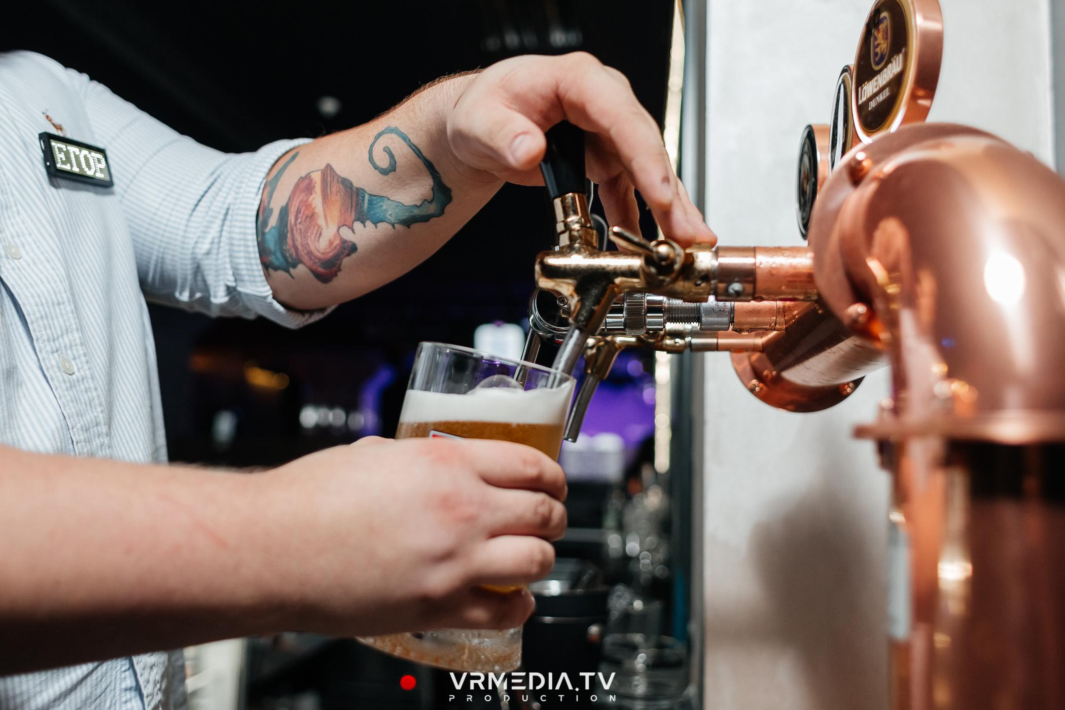 Выходные в караоке-баре «Volna»