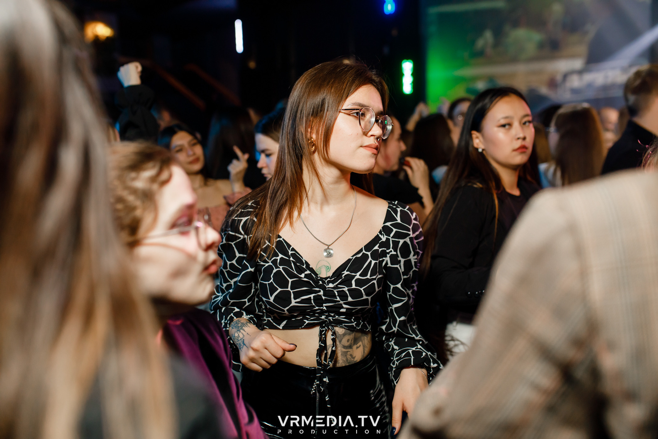 Выходные в баре «Друзья»