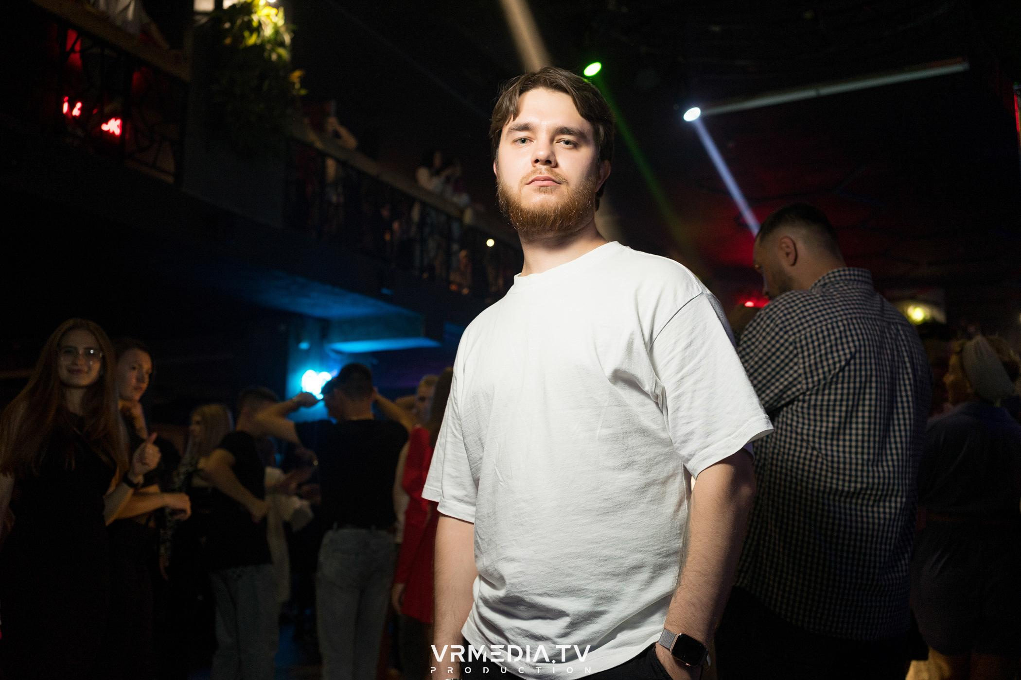 Выходные в баре «DOSKI»