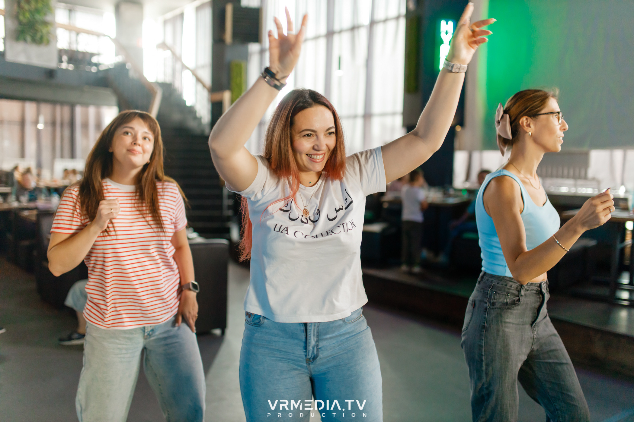 Baby time в баре «Друзья»