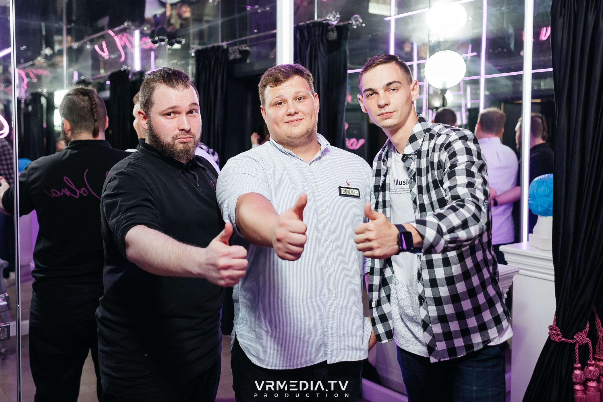 Выходные в караоке-баре «Volna»